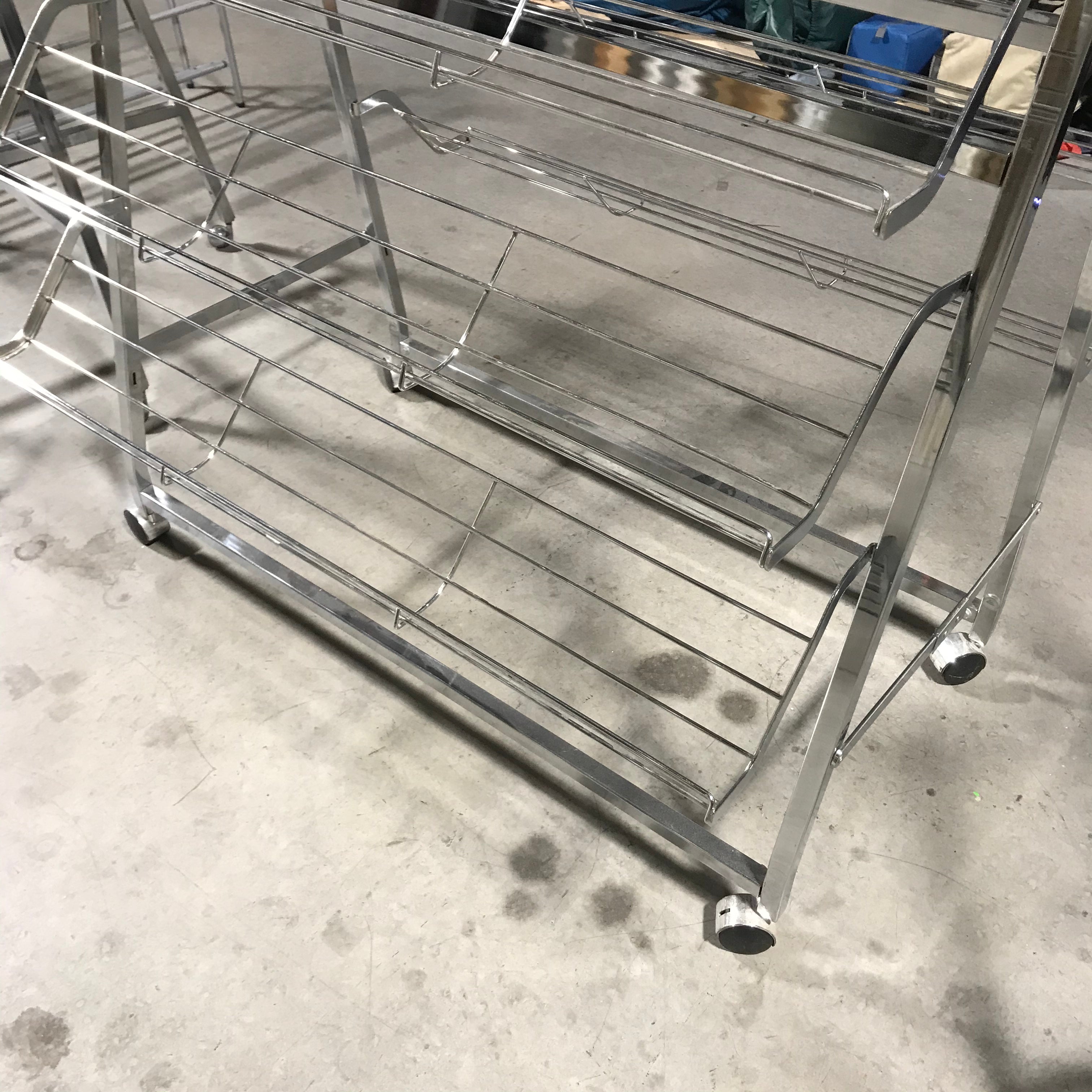 44"x 62.5" Chrome 10 Shelf Retail Shoe Rack On Wheels