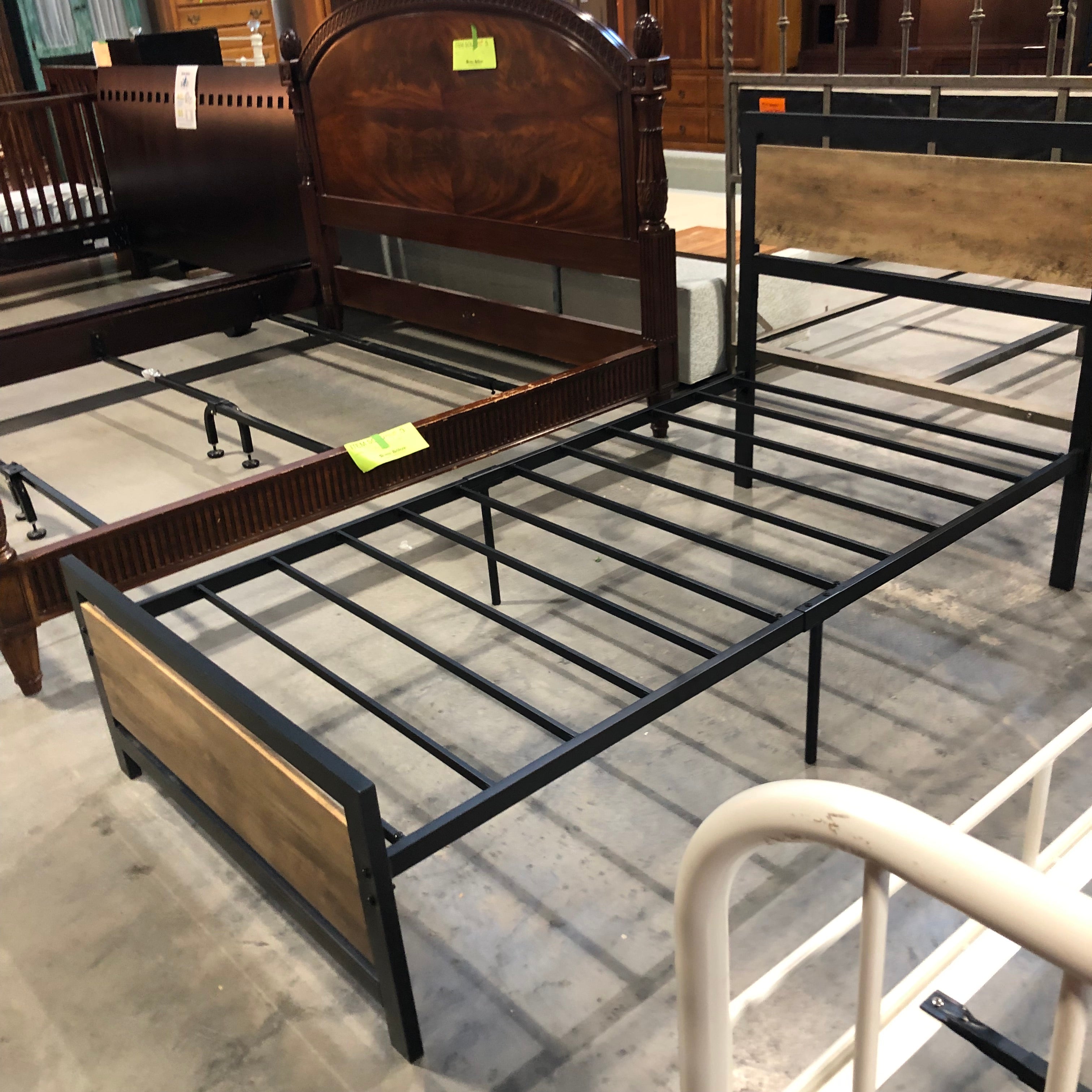 Twin Black Metal Bed Set With Wood Laminate Accents 40"x 77"x 41"