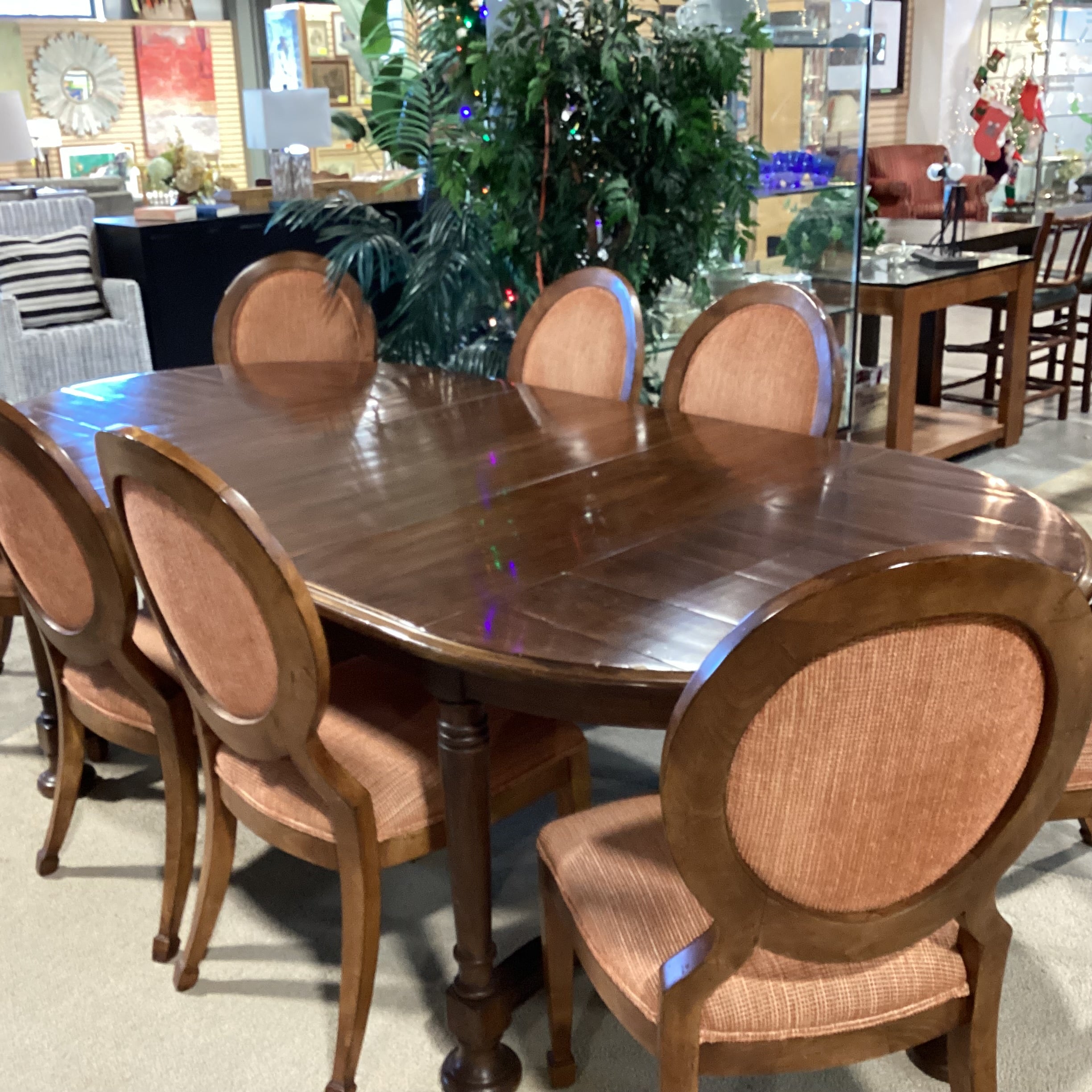 Drexel Heritage Carved Wood Oval 2 Leaves Table & 8 Oval Back Chairs Dining Set 76" to 124"x 48"x 30"