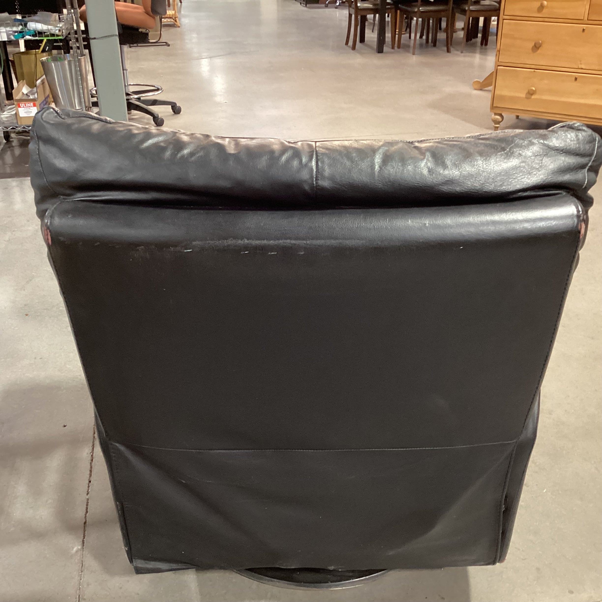 Vintage Italian Black Leather Swivel Rock Recliner Chair 39"x 34"x 67"x 37"