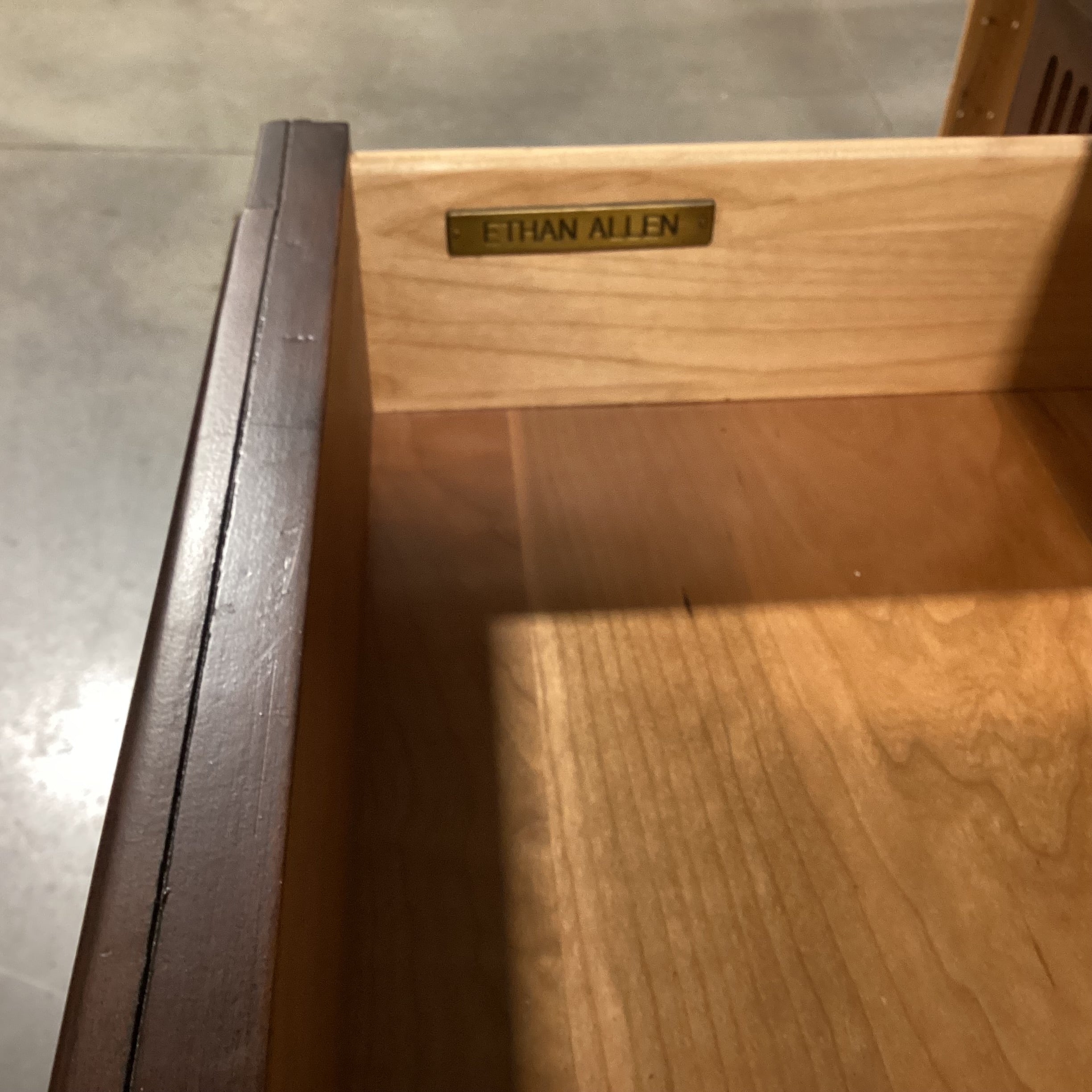 Ethan Allen Solid Carved Finished Wood 4 Door 2 Drawer Sideboard 78.5"x 19"x 31"