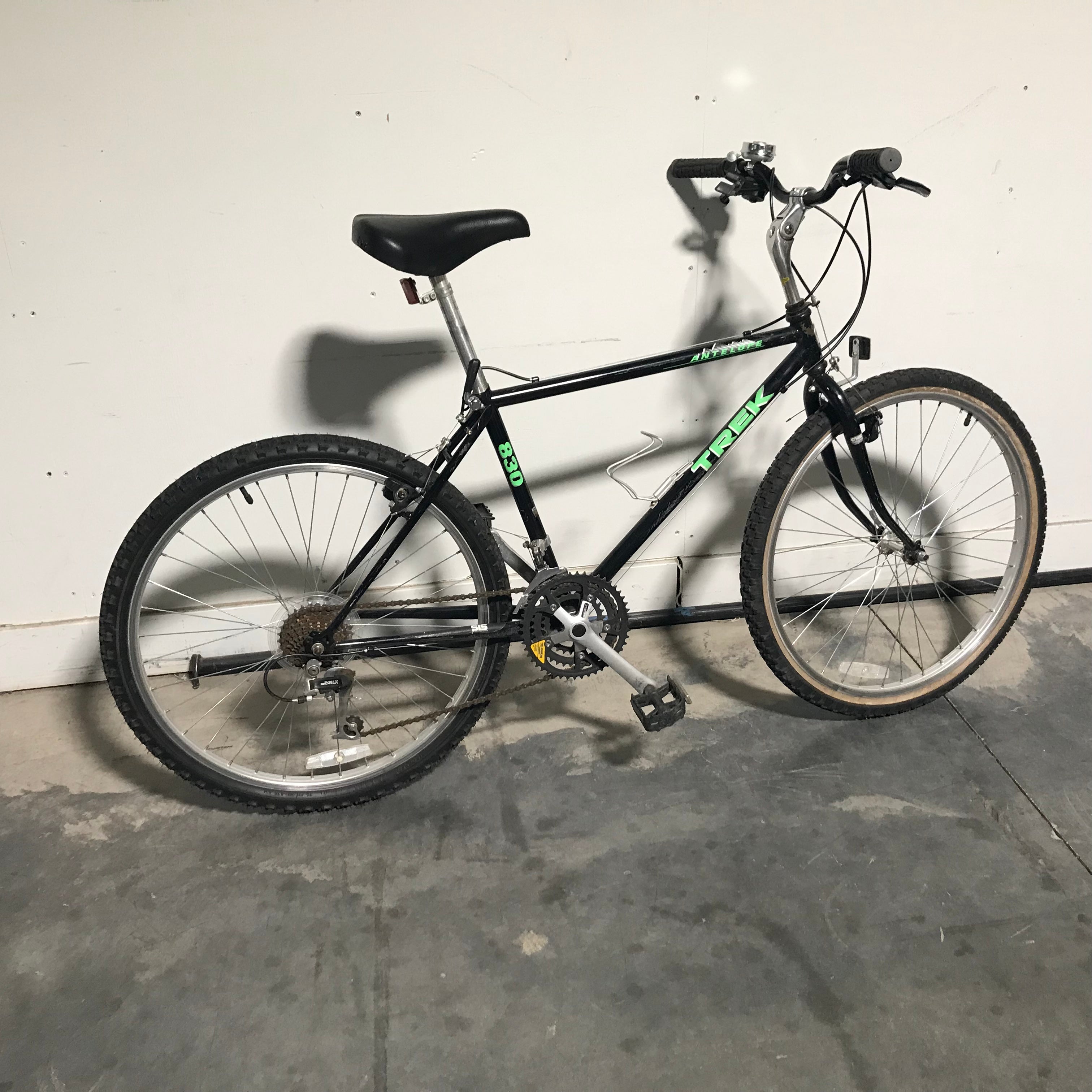 Trek Antelope Black 21 Speed HyBrid Bike