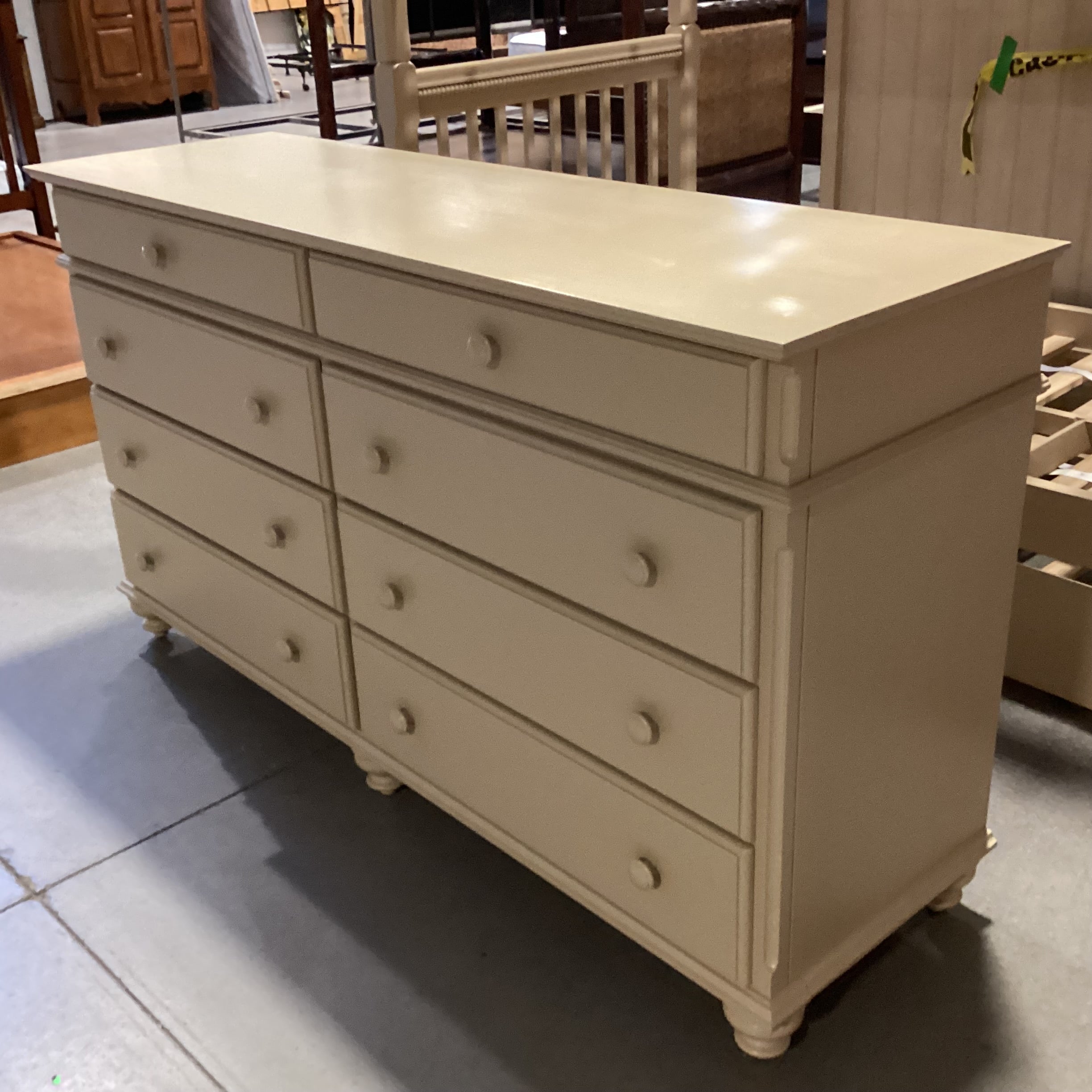 Vermont Tubbs Custom Crafted Sand Finish Carved Wood 8 Drawer Dresser 66"x 20"x 37"