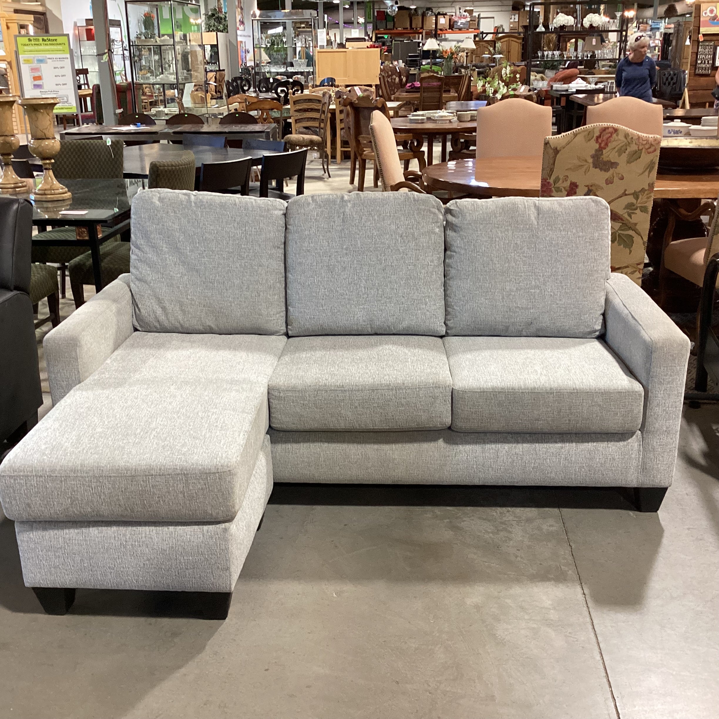 Heather Grey Woven With Flip Down Console 2 Piece Sectional 80"x 58"x 33"x 35"