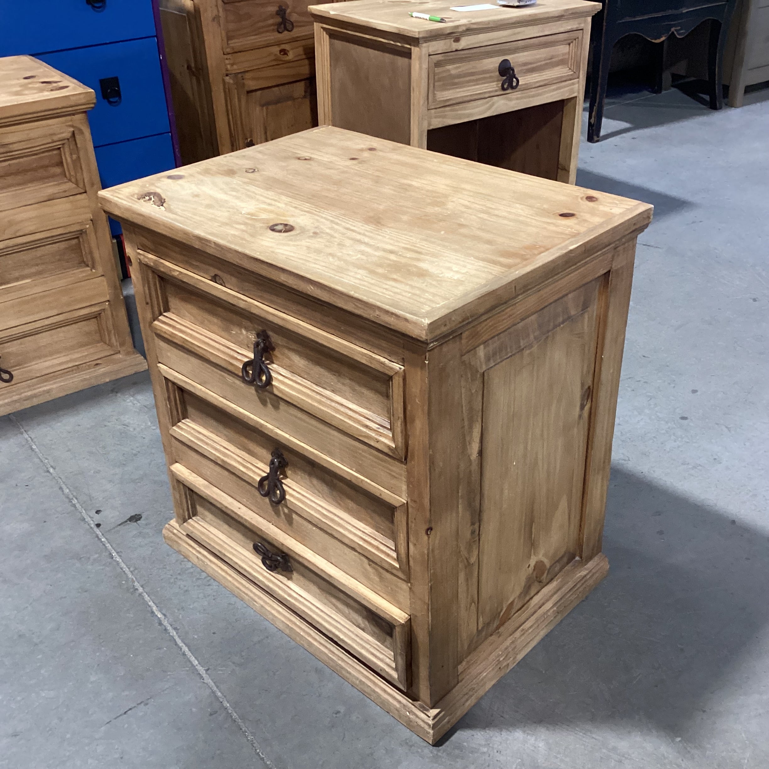 Rustic Natural Pine 3 Drawer End Table 23.5"x 16.5"x 23.5"