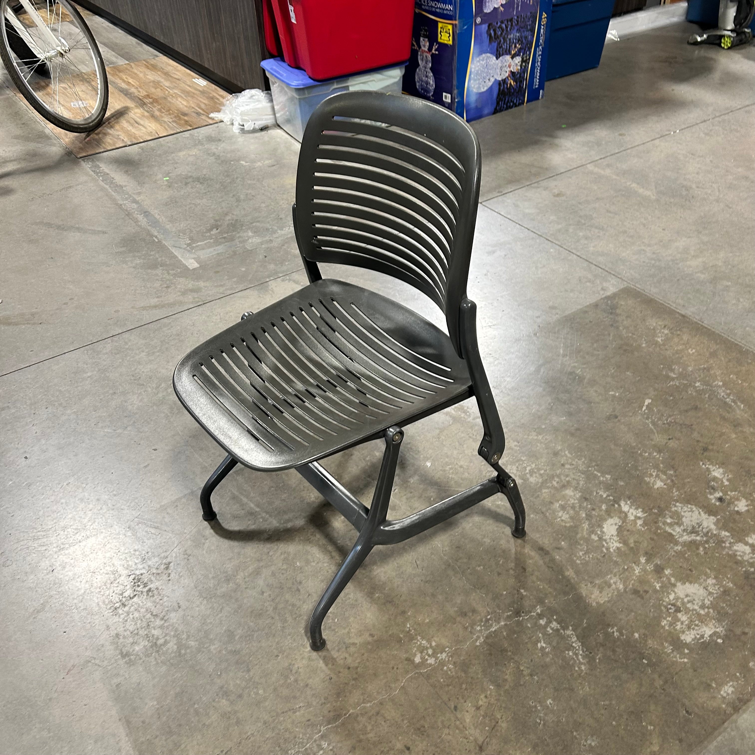 The Cachet Ergonomic Stackable Chair 22"x 20"x 34"