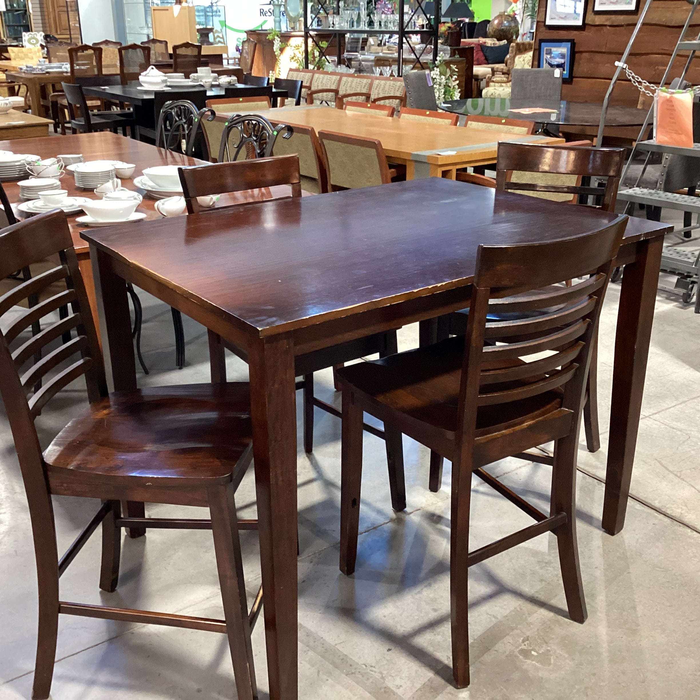 Dark Finish Wood & Veneer Bar Height Table & 4 Barstools Dining Set 48"x 36"x 36"