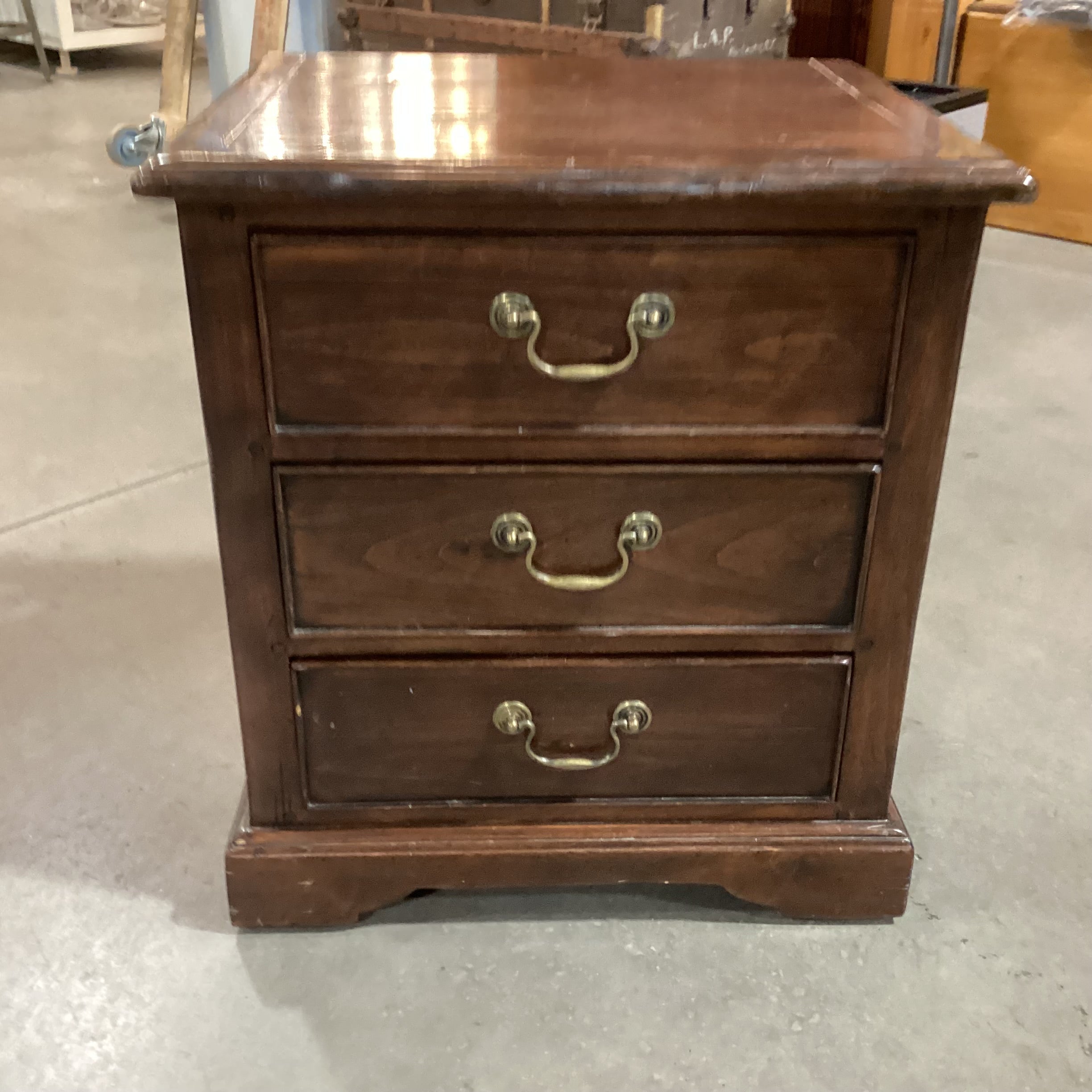 Ethan Allen Sterling Collection Distressed Finished Wood 3 Drawer Nightstand 22"x 18"x 24"