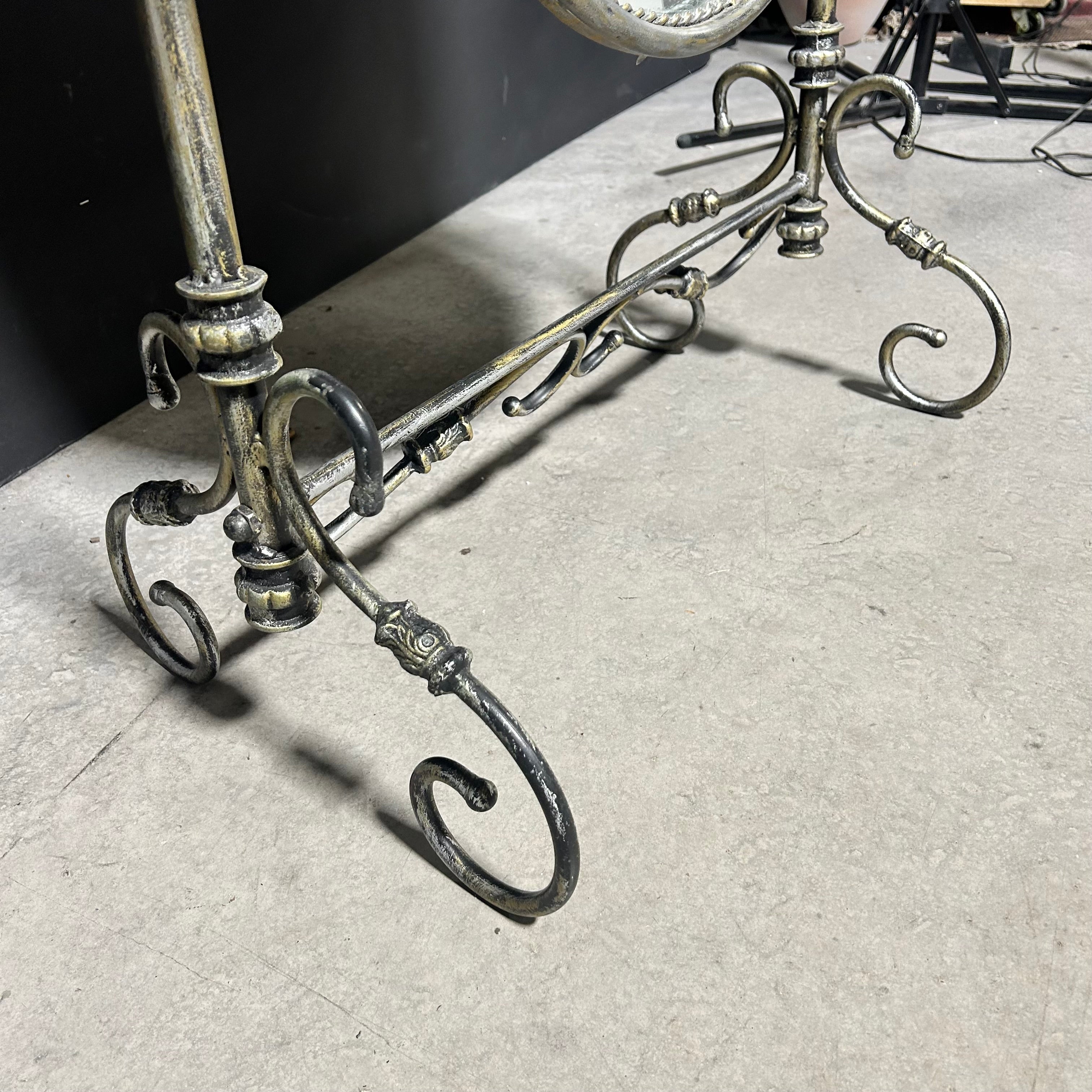 Antique Metal Finish Oval Standing Floor Mirror 25.5"x 59,5"