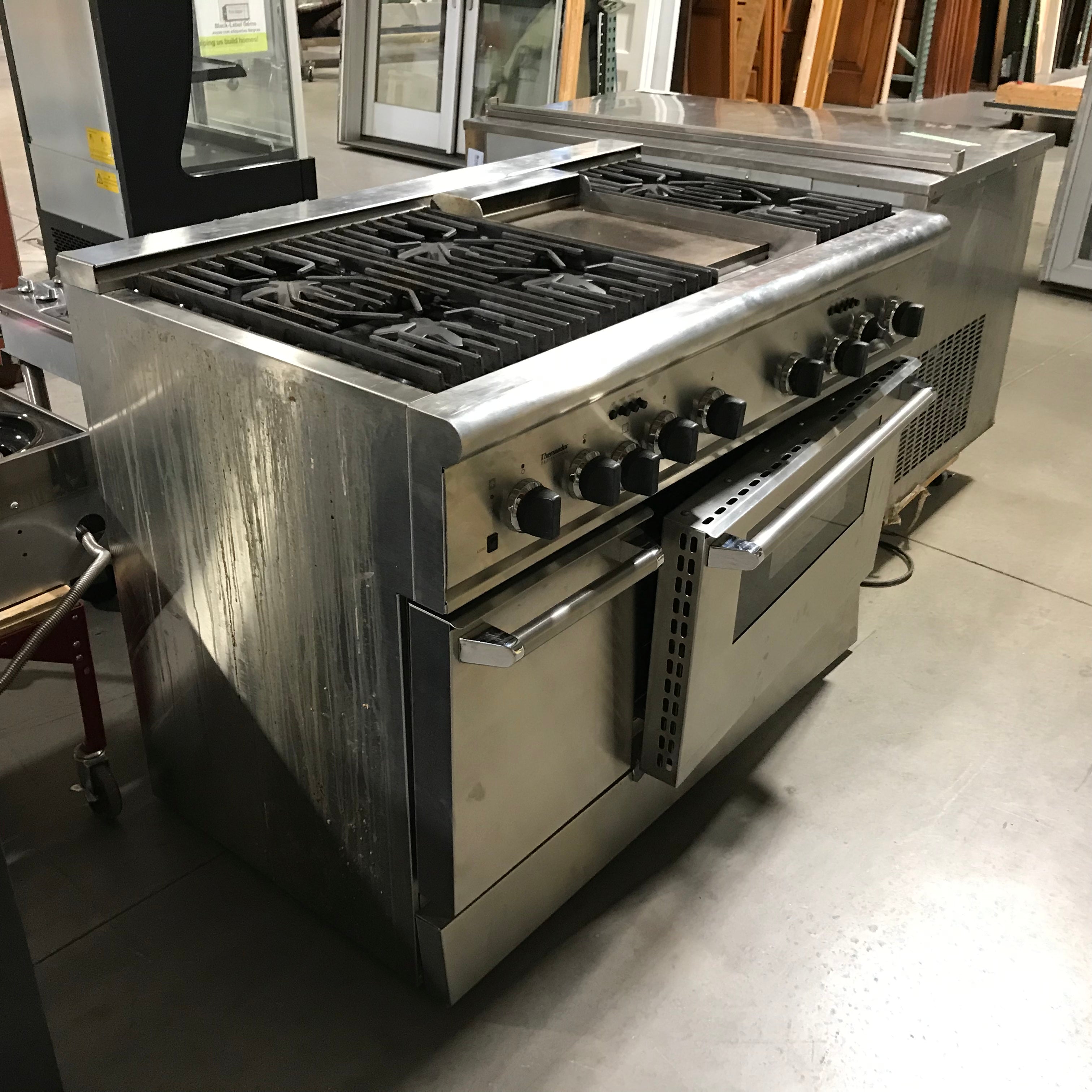 Thermador 48" Stainless Steel 6 Burner, Griddle Duel Fuel Range 48"x 29"x 39" (AS IS)