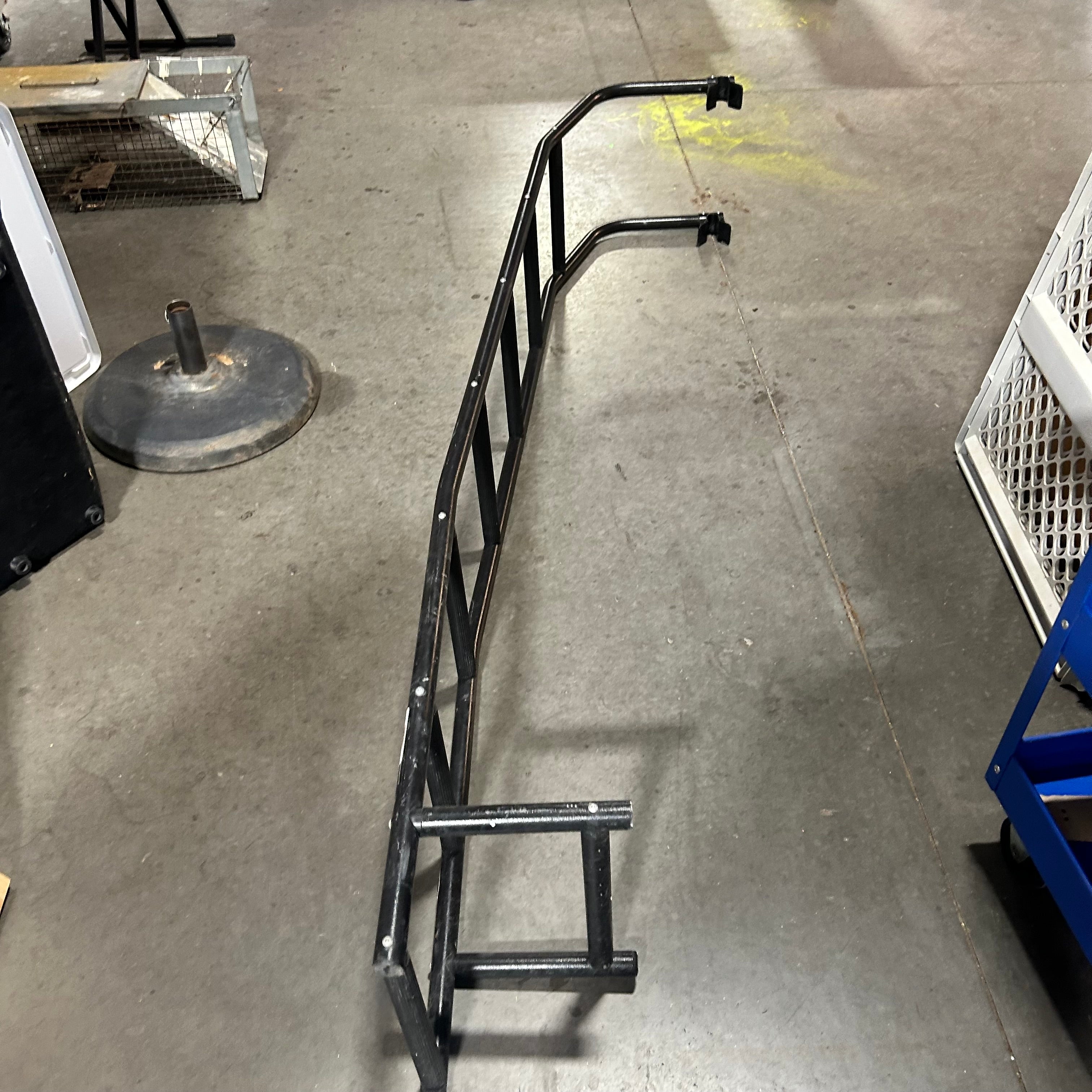 Black River By Summit Van Ladder 15"x 86"