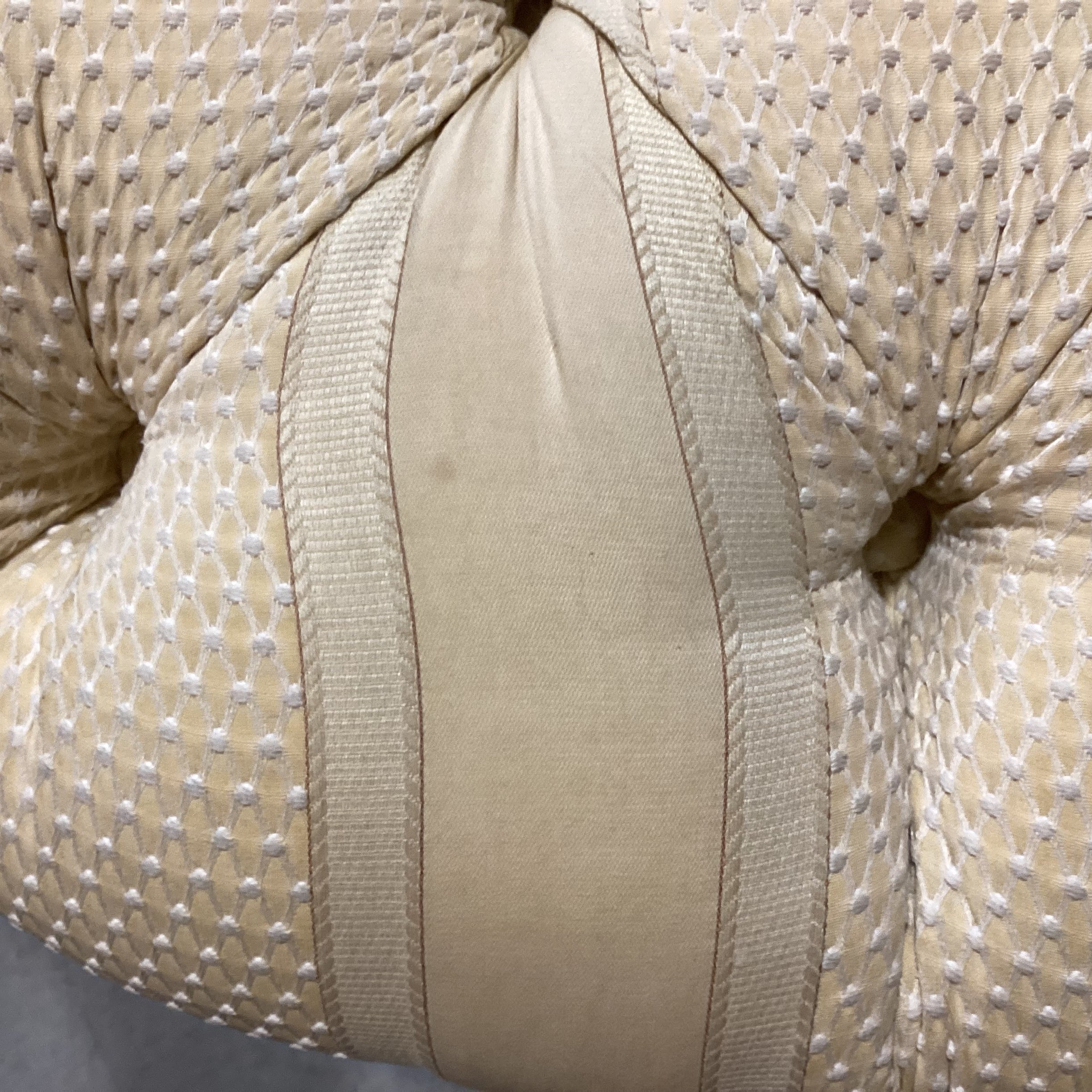 Cream Gold Pattern Ribbon Tufted Round Skirted Ottoman 34" Diameter x 20"