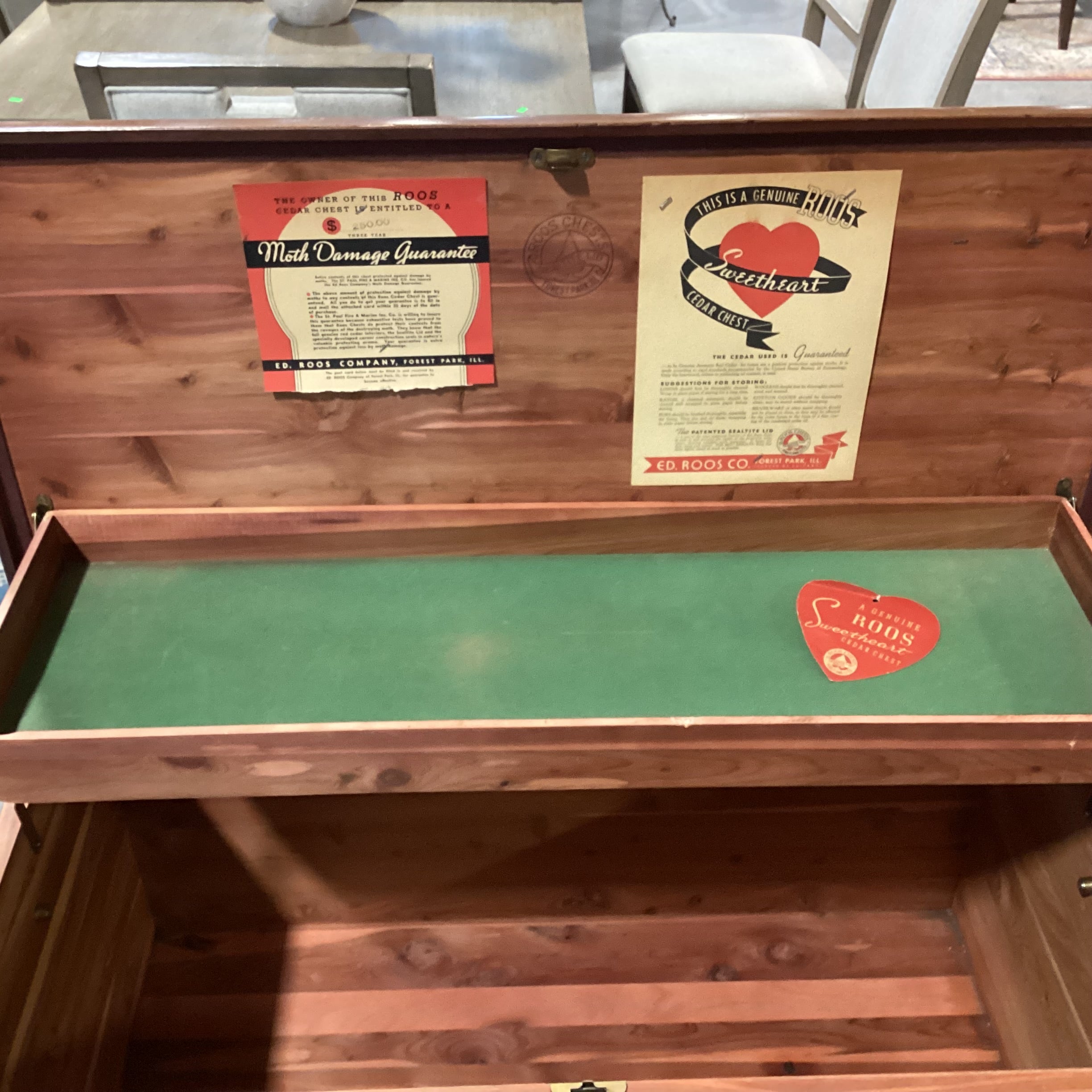 Vintage Ed Roos Sweetheart Cedar Chest Trunk 35.5"x 18.5"x 30.5