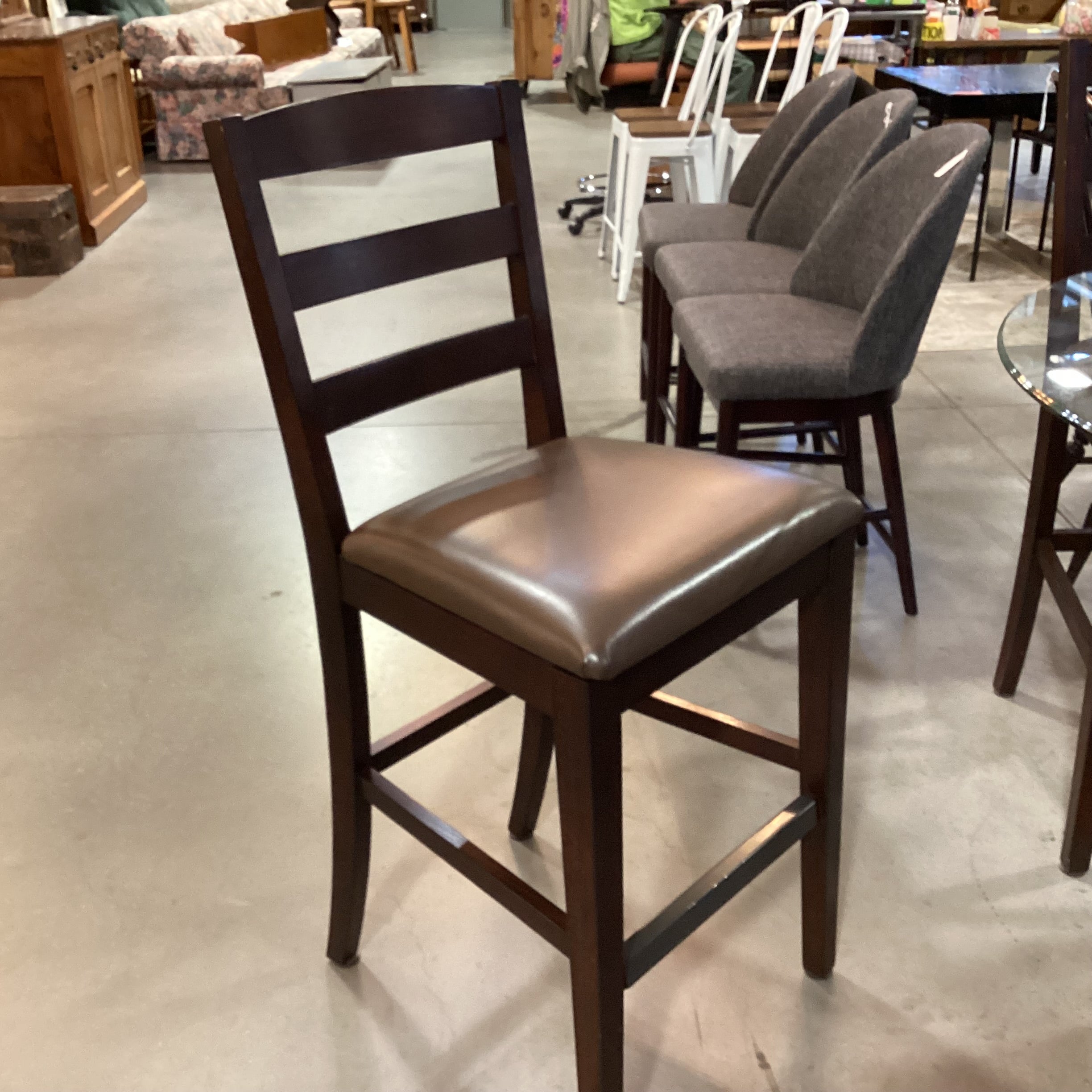 Wood & Glass Table with 4 Wood & Leather Barstools Dining Set 48" Diameter x 36"