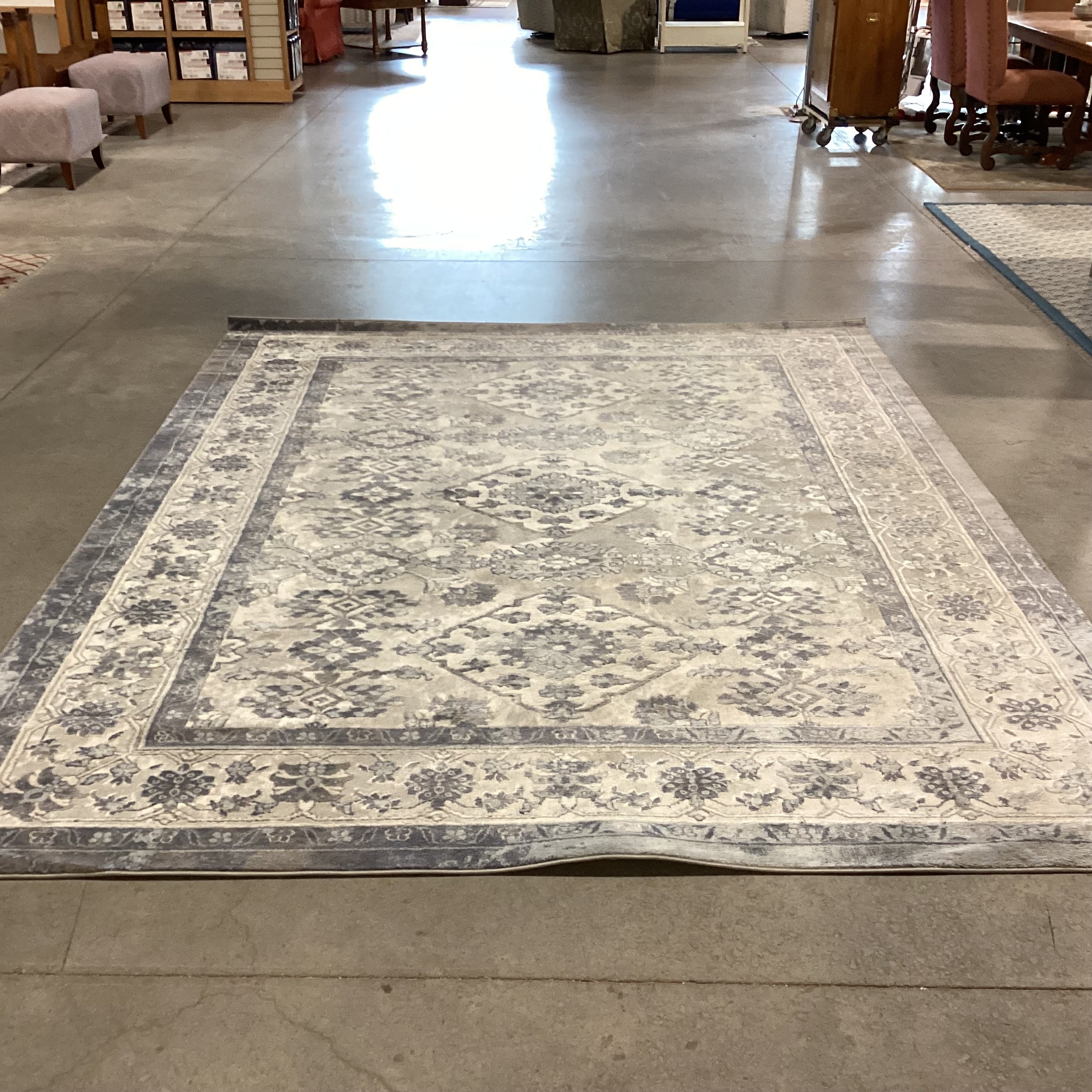Bazaar Elegance Grey Blue Poly Rug 7'10"x 10'2"
