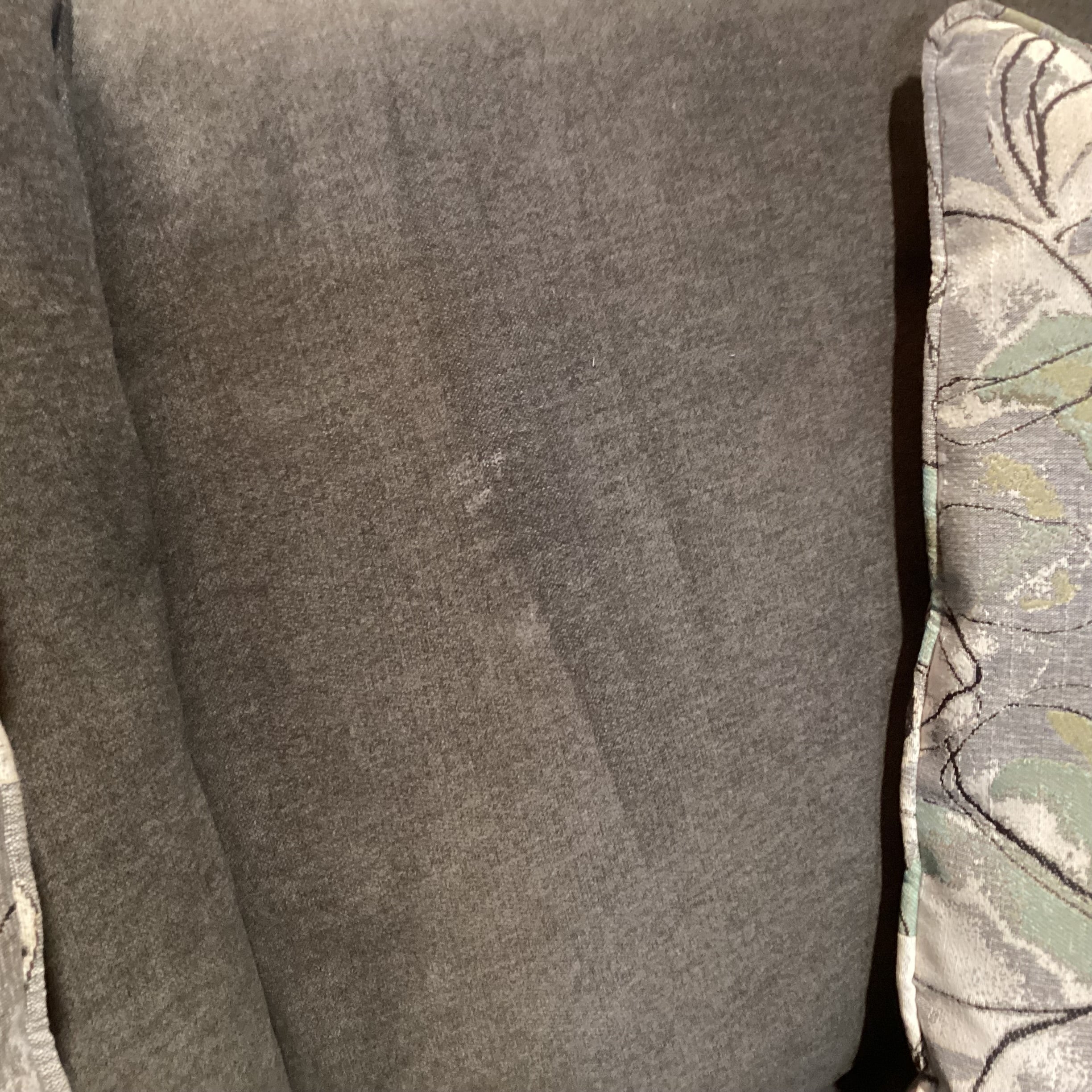 Flexsteel Charcoal Grey Nailhead & Floral Multi Accent Pillows with Ottoman Sofa 96"x 41"x 31"