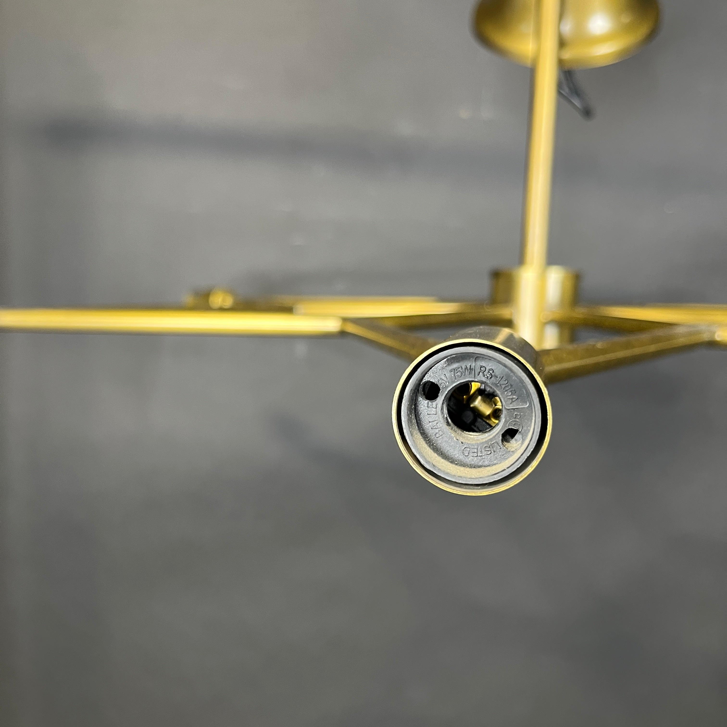 Noir Trading Co. 6-Light Antiqued Brass Finish Metal Star Chandelier 33” Diameter x 20”