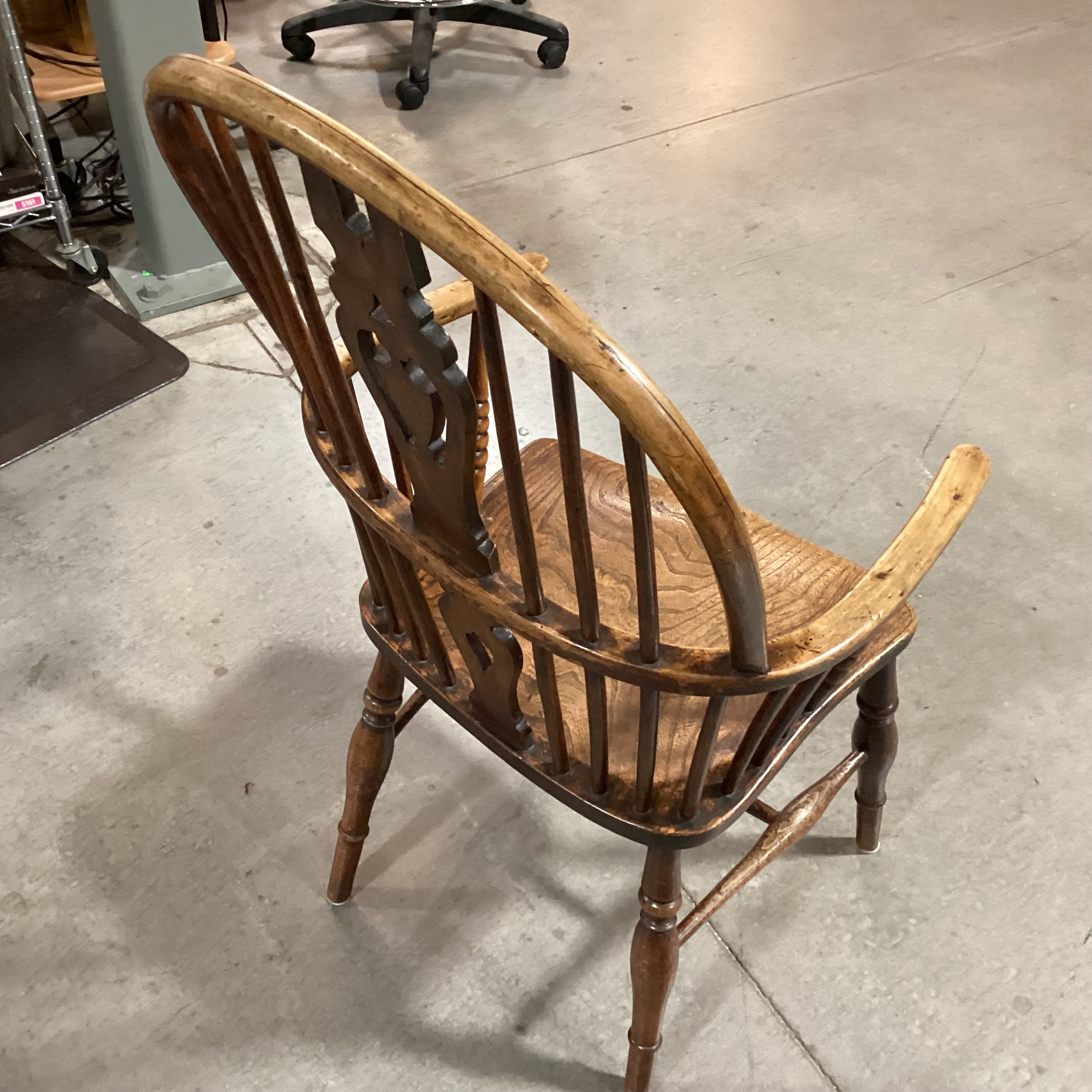 Antique English Elmwood High Back 1800 Windsor Arm Chair 21"x 21"x 41"