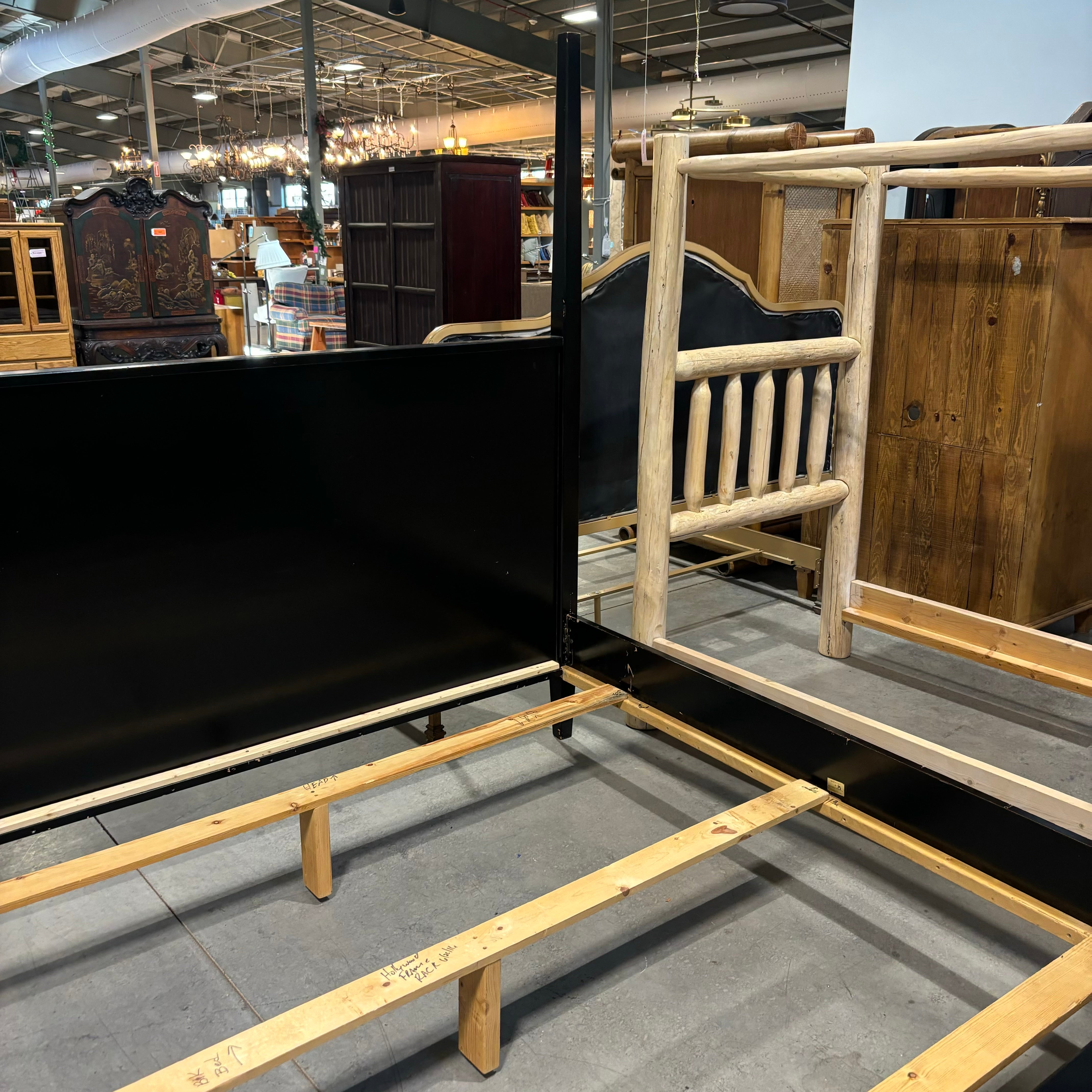 KING Black Finished Wood 4 Poster Bed 82"x 86"x 82"