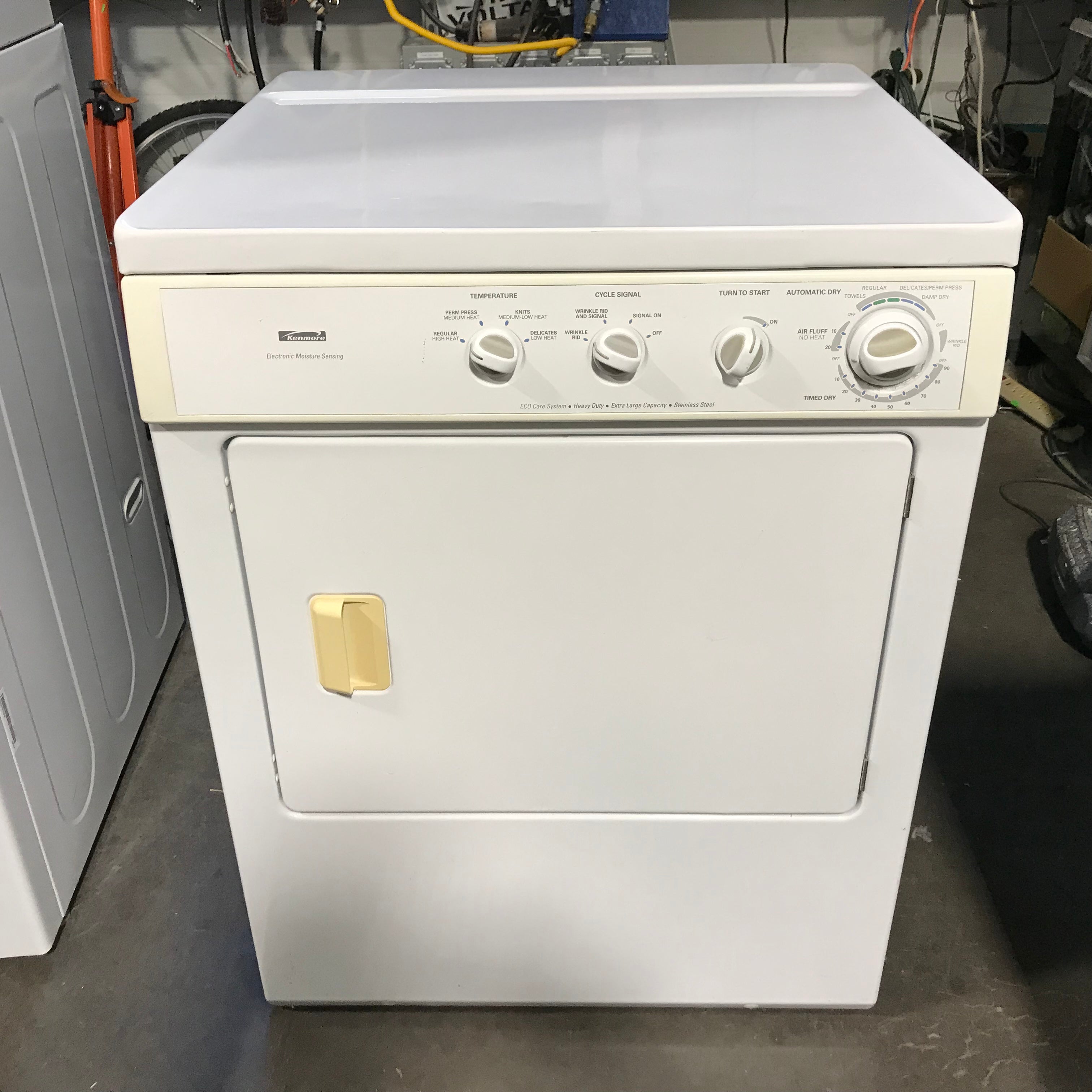 Kenmore White Electric Dryer 27"x 26"x 36"