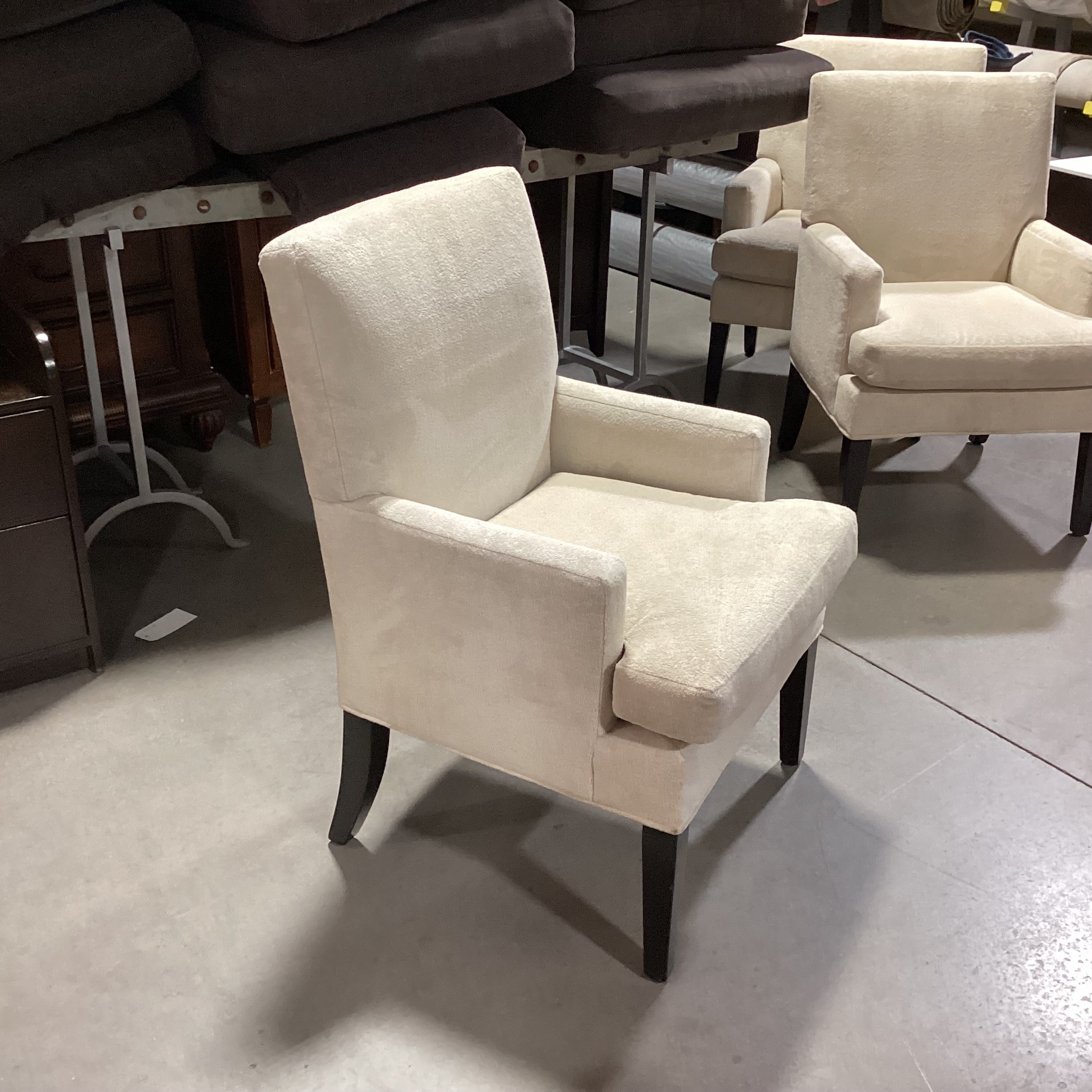Lazar Industries Cream Black Leg Accent Chair 24.5"x 27"x 37"