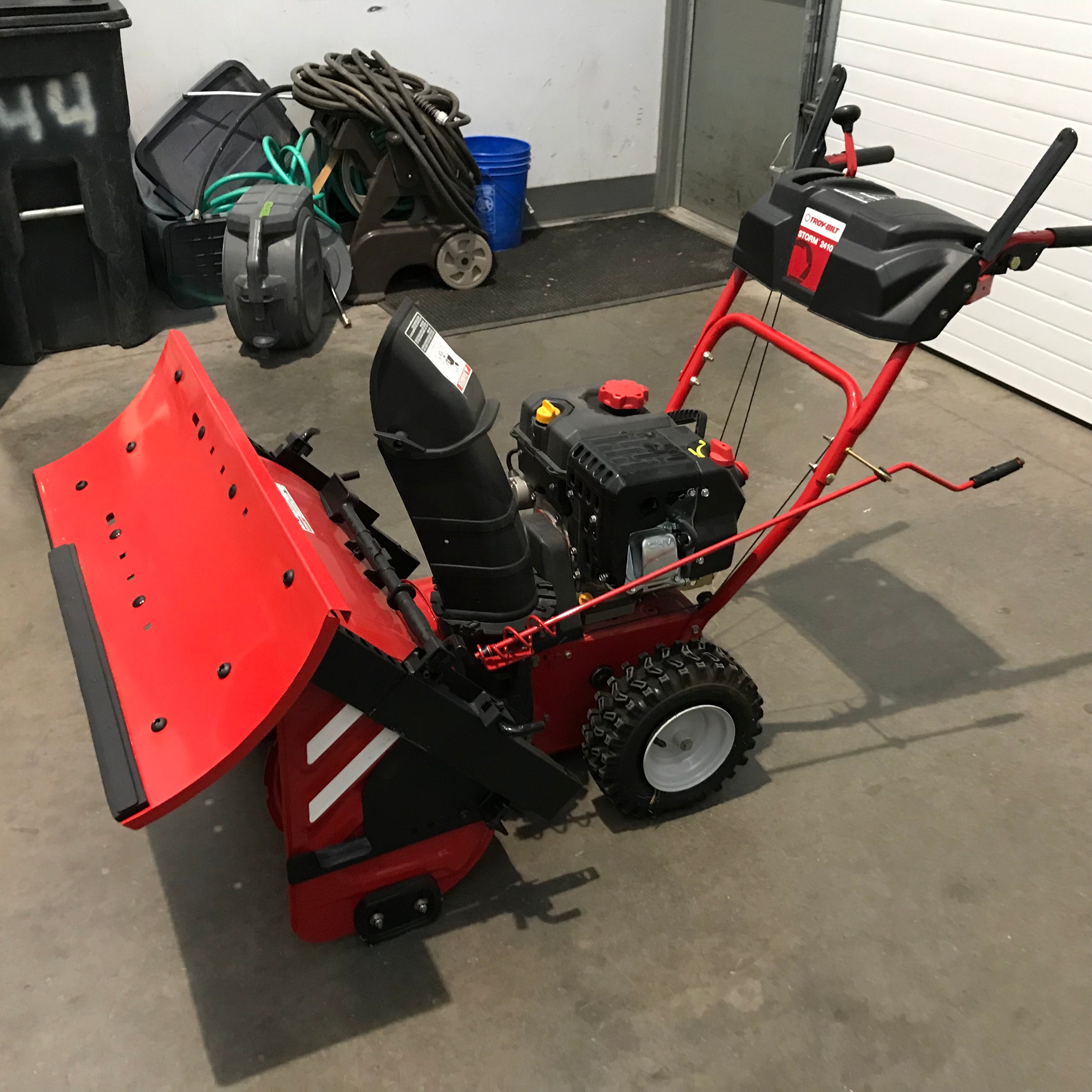 Troy-Bilt Storm 2410 With Snow Plow Like New Snow Blower