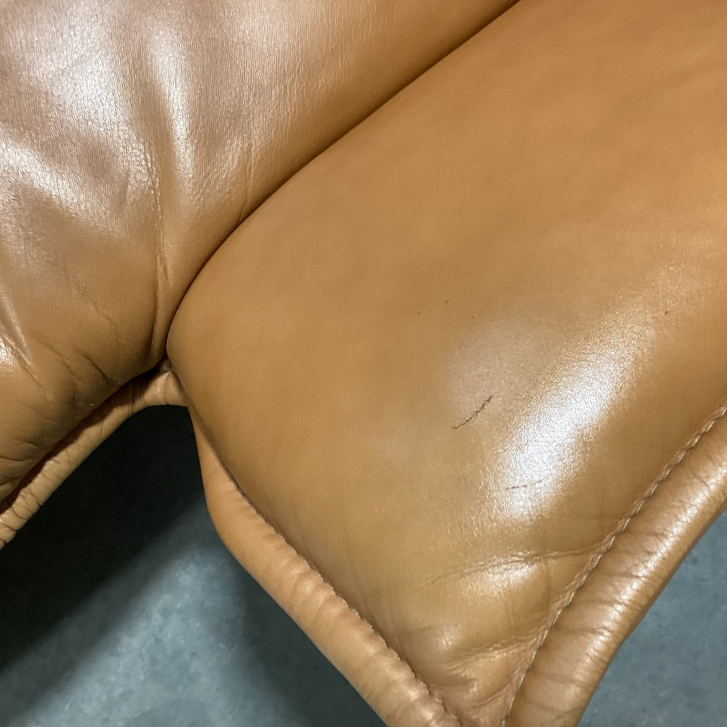Vintage Vico Magistretti for Cassina Veranda Cognac Leather Lounge Chair 38"x 38" to 62"x 44"