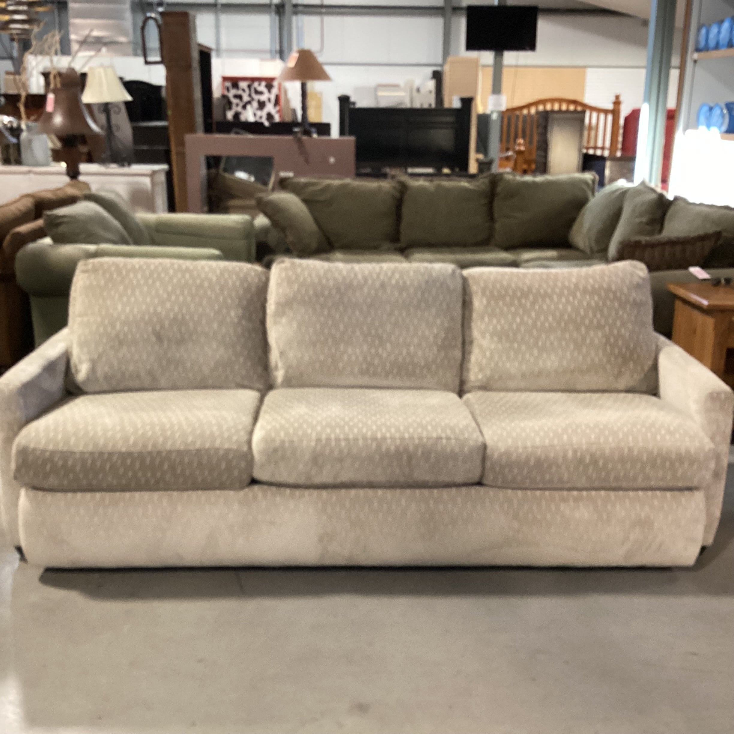 Flexsteel Beige & Cream Plush Woven Pattern Sofa 94"x 40"x 32"