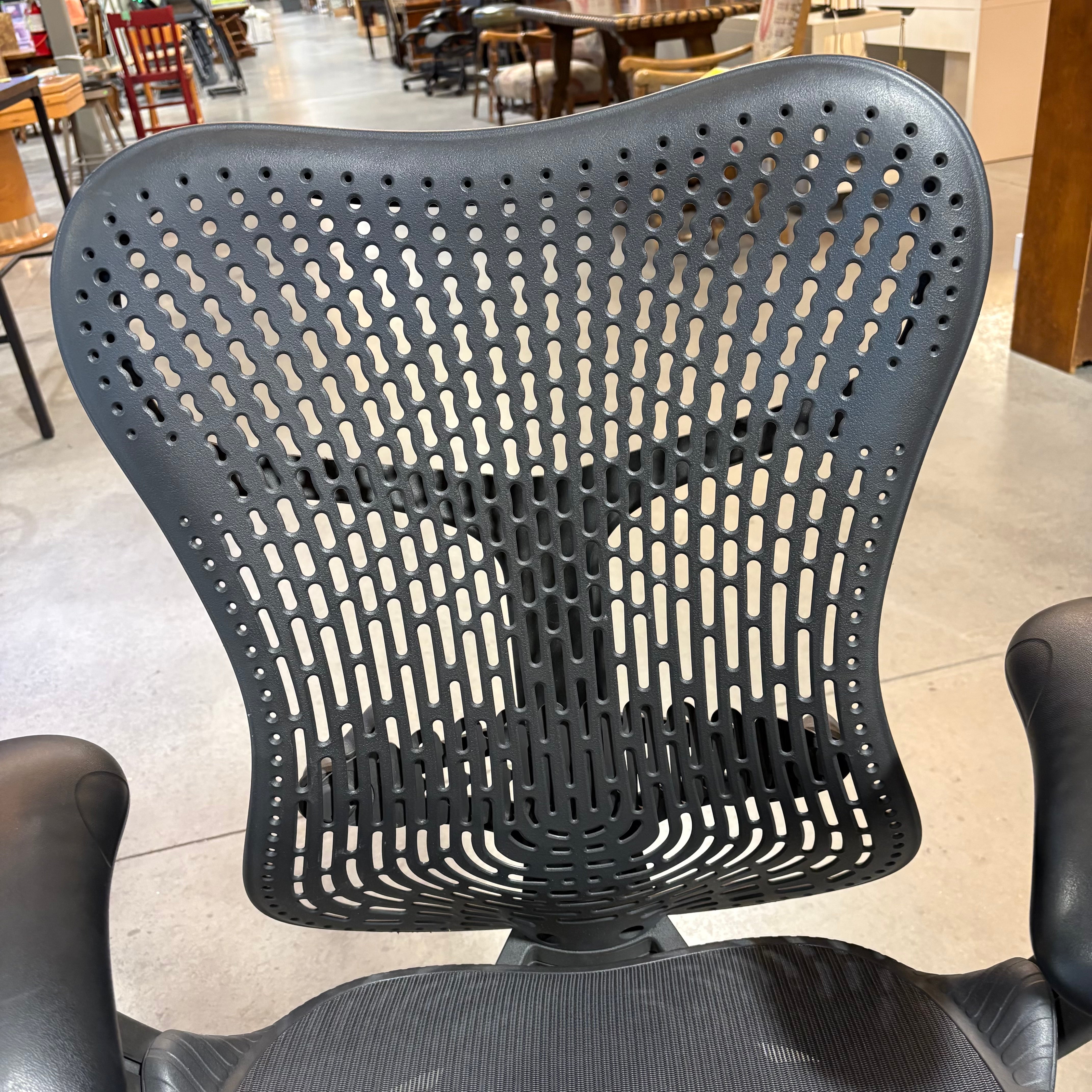 Herman Miller Mirra 2 Black Mesh Triflex Office Chairs 30"x 18.5"x 44"