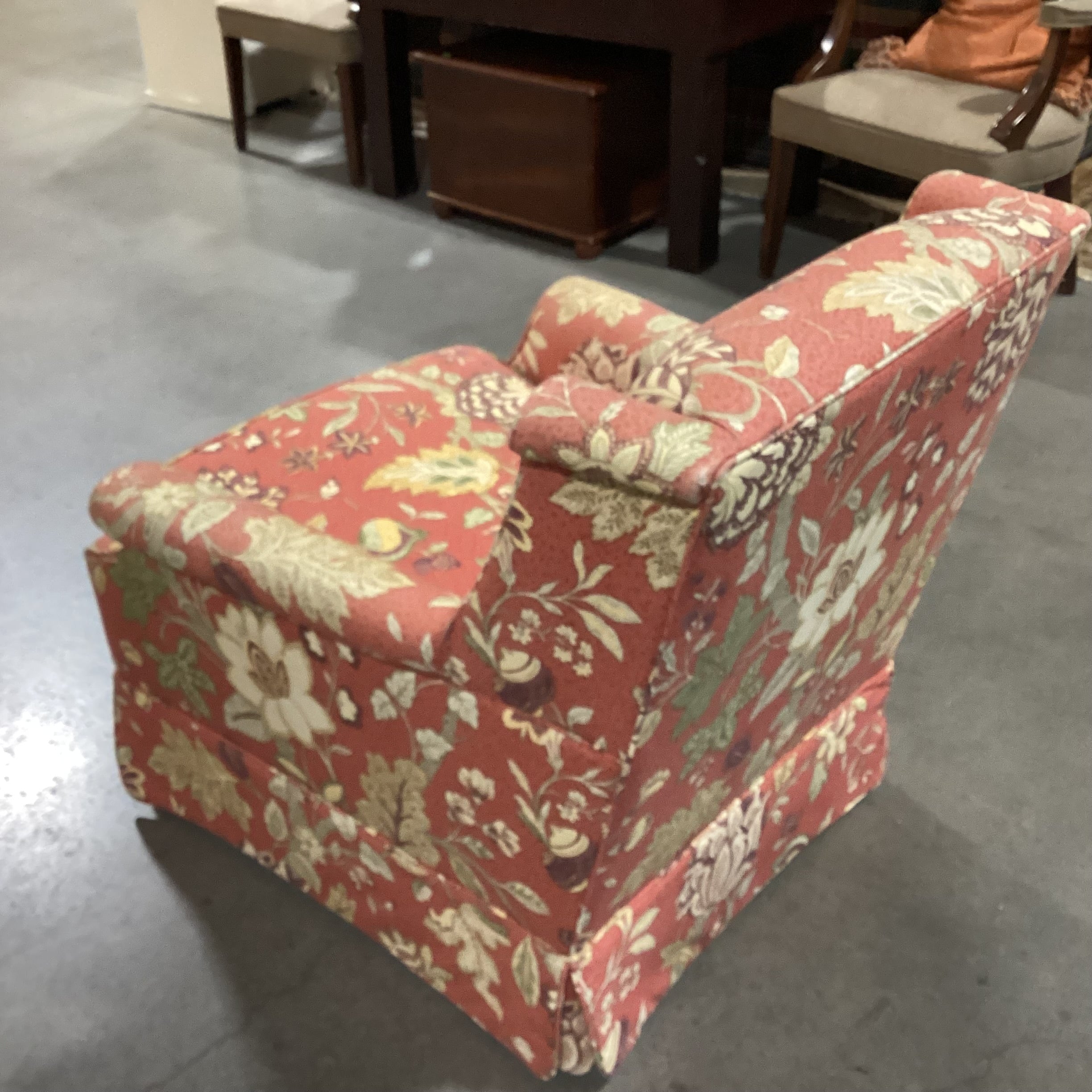 Red Gold Floral Chair 32"x 32"x 32"