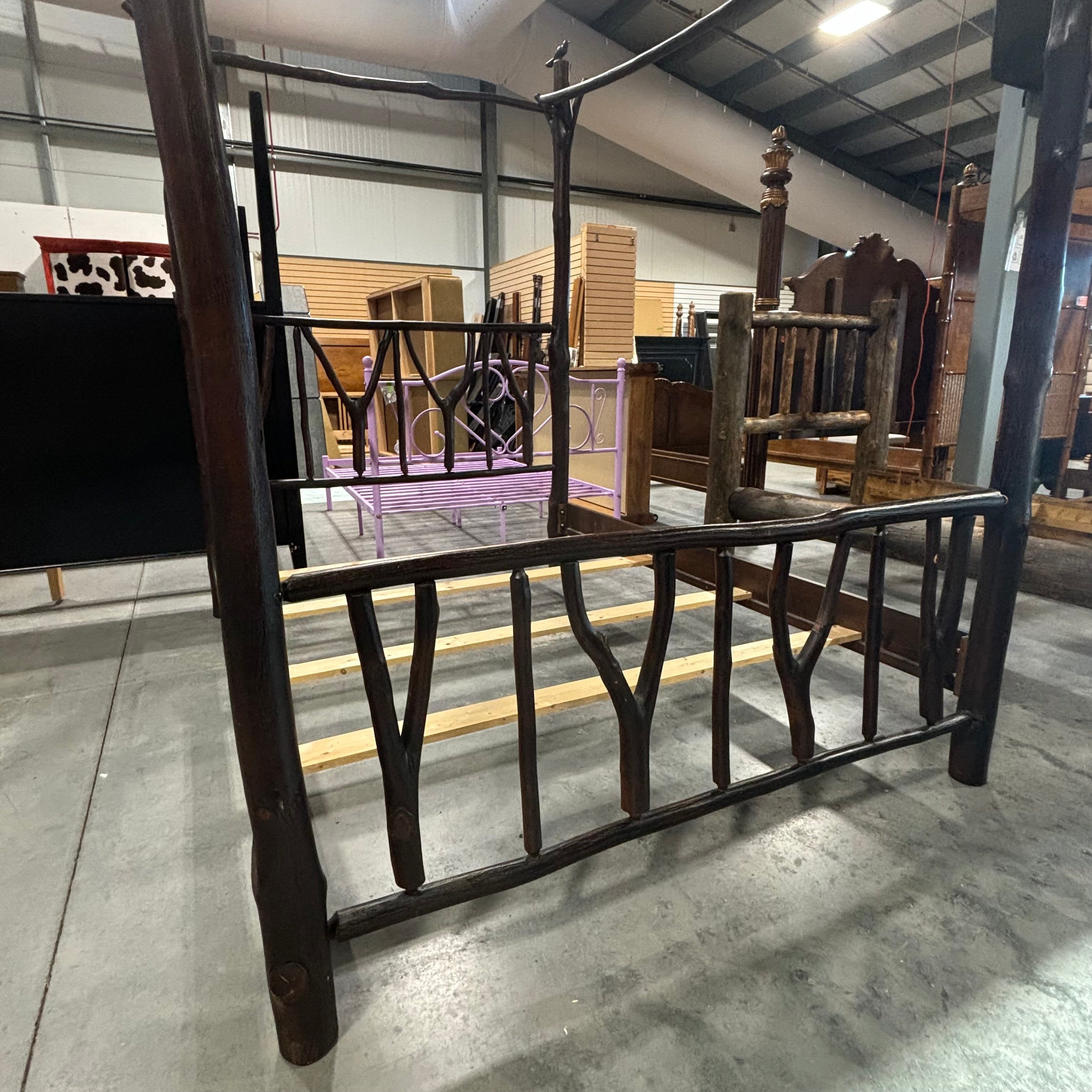 QUEEN Ornate Carved Dark Finish Branch Style with Bird Accent Canopy Bed 73"x 96"x 94"