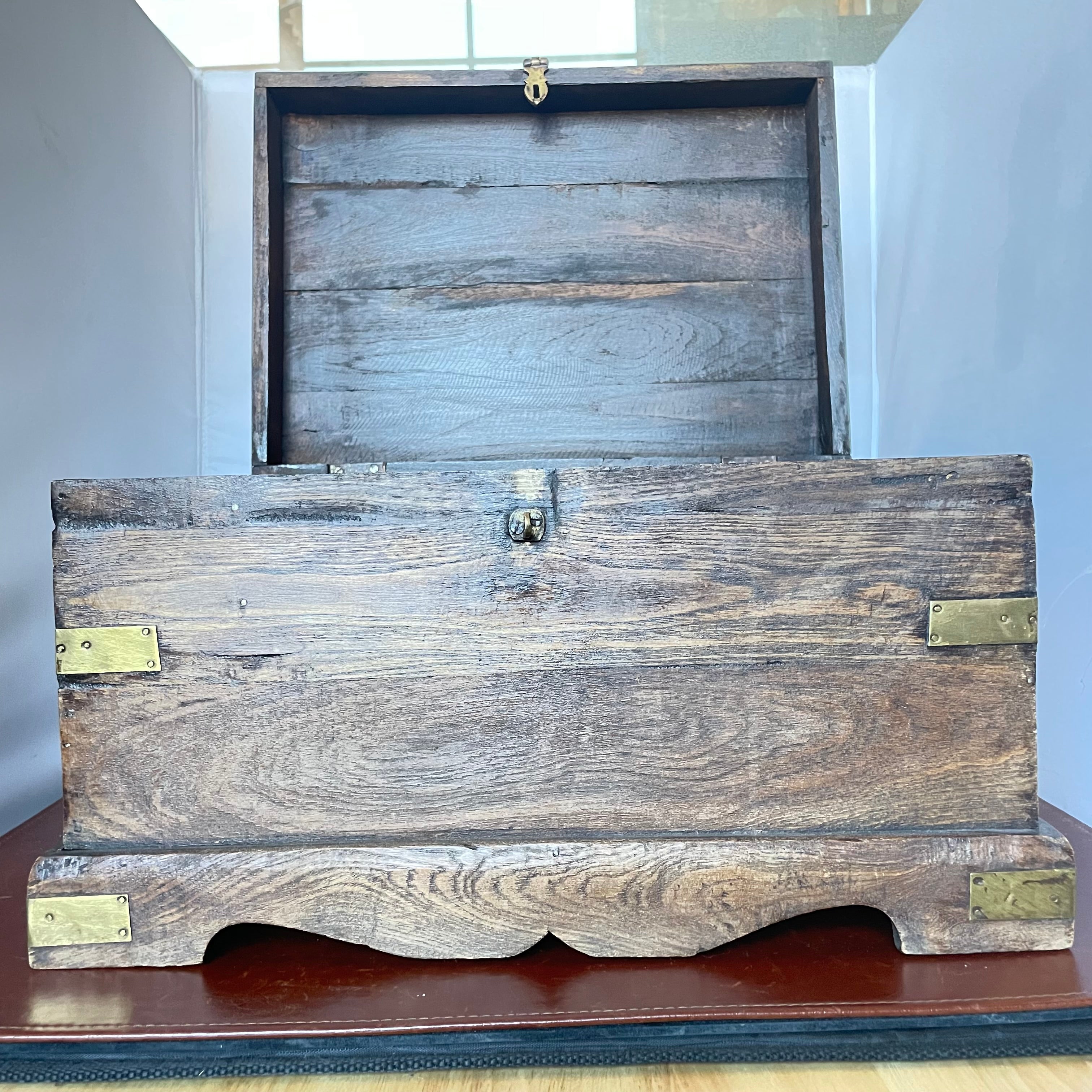 Antique Handcrafted Wood with Brass Hardware Campaign Chest, 16"x 11.25"x 10"