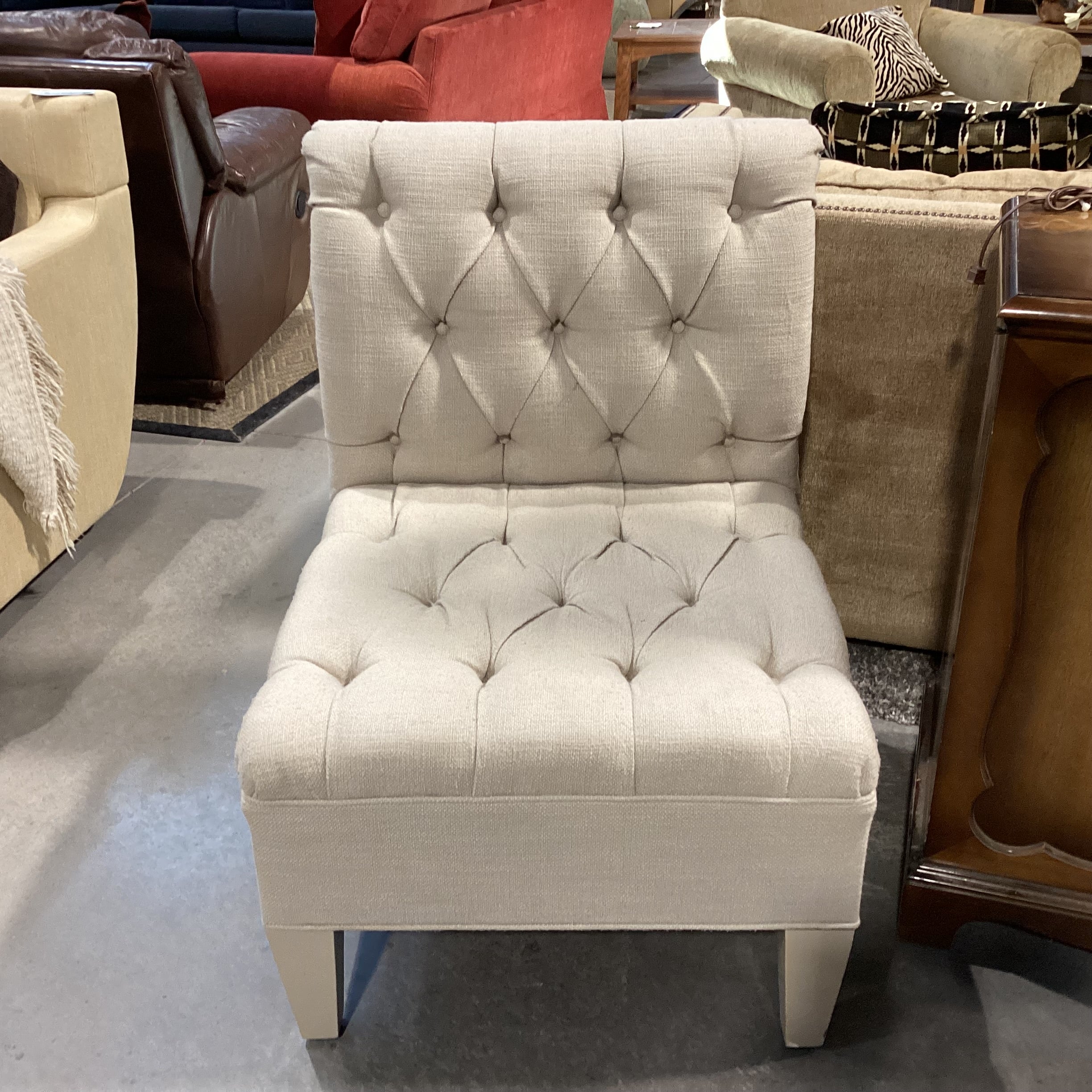Beige Woven Tufted Slipper Style Chair 27"x 31"x 37"