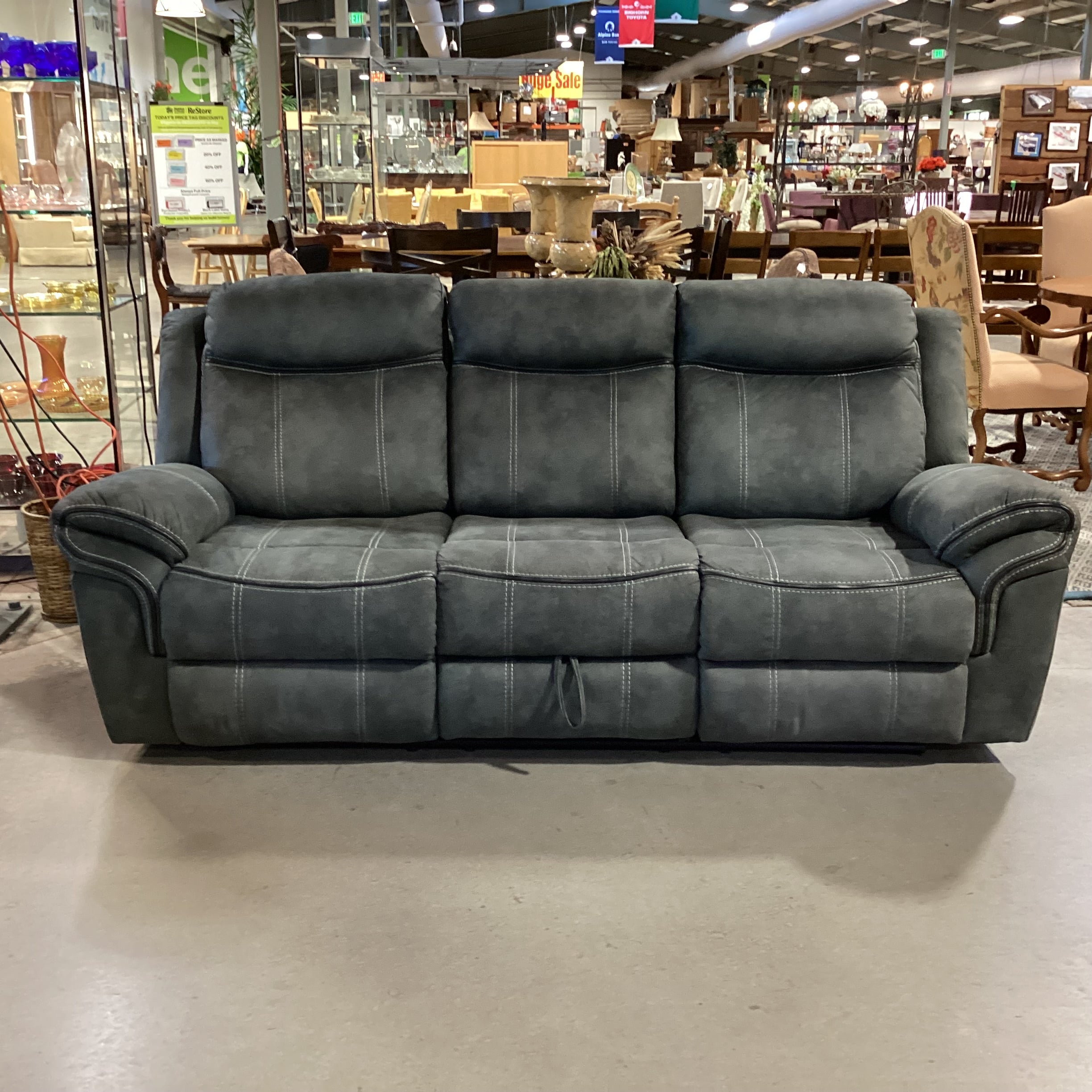 Textured Slate Grey Ultra Suede with Piping & Stitching Accent Double Recliner with Outlet Console Sofa 89"x 39" to 55"x 41"