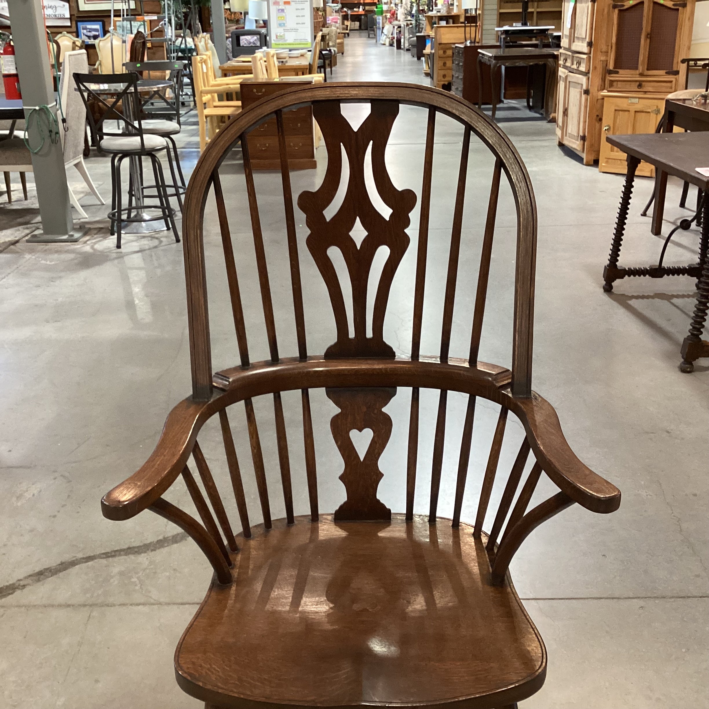 Vintage Oak Windsor Chair 26"x 22"x 46"