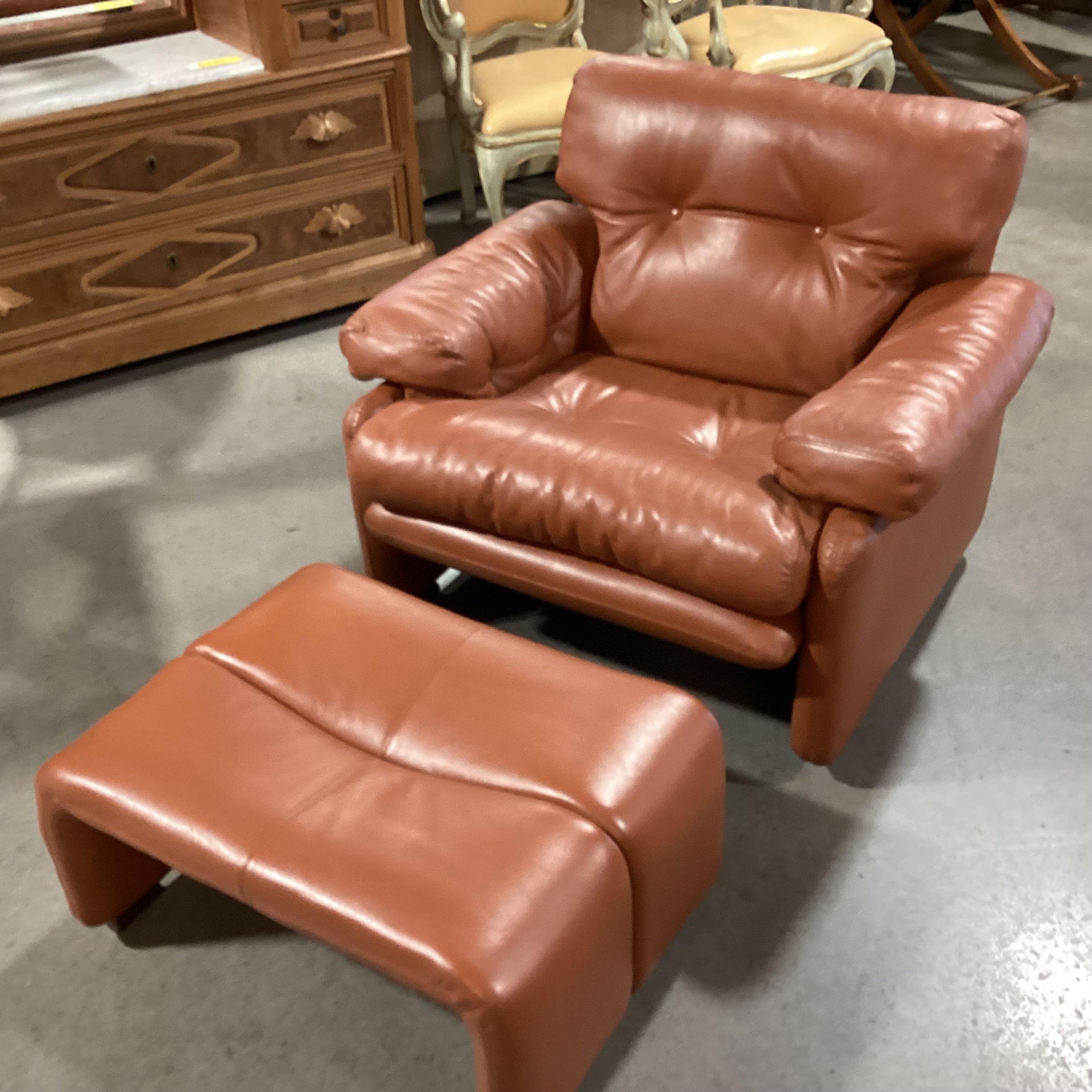 Afra & Tobia Scarpa for B&B Italia Coronado Leather with Ottoman Lounge Chair 38"x 36"x 29"