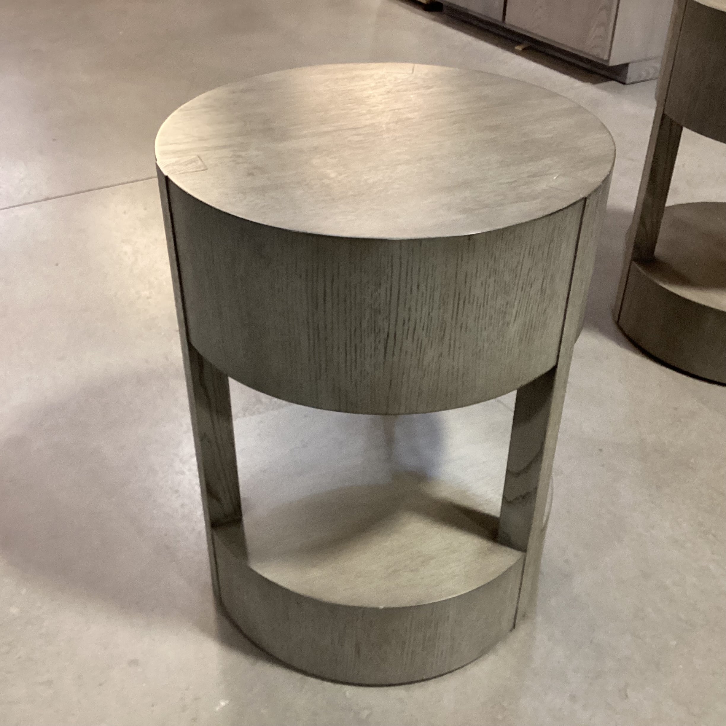 Bernhardt Interiors Calder Grey finished Wood Veneer 2 Tiered Round End Table 20.5" Diameter x 26.5"