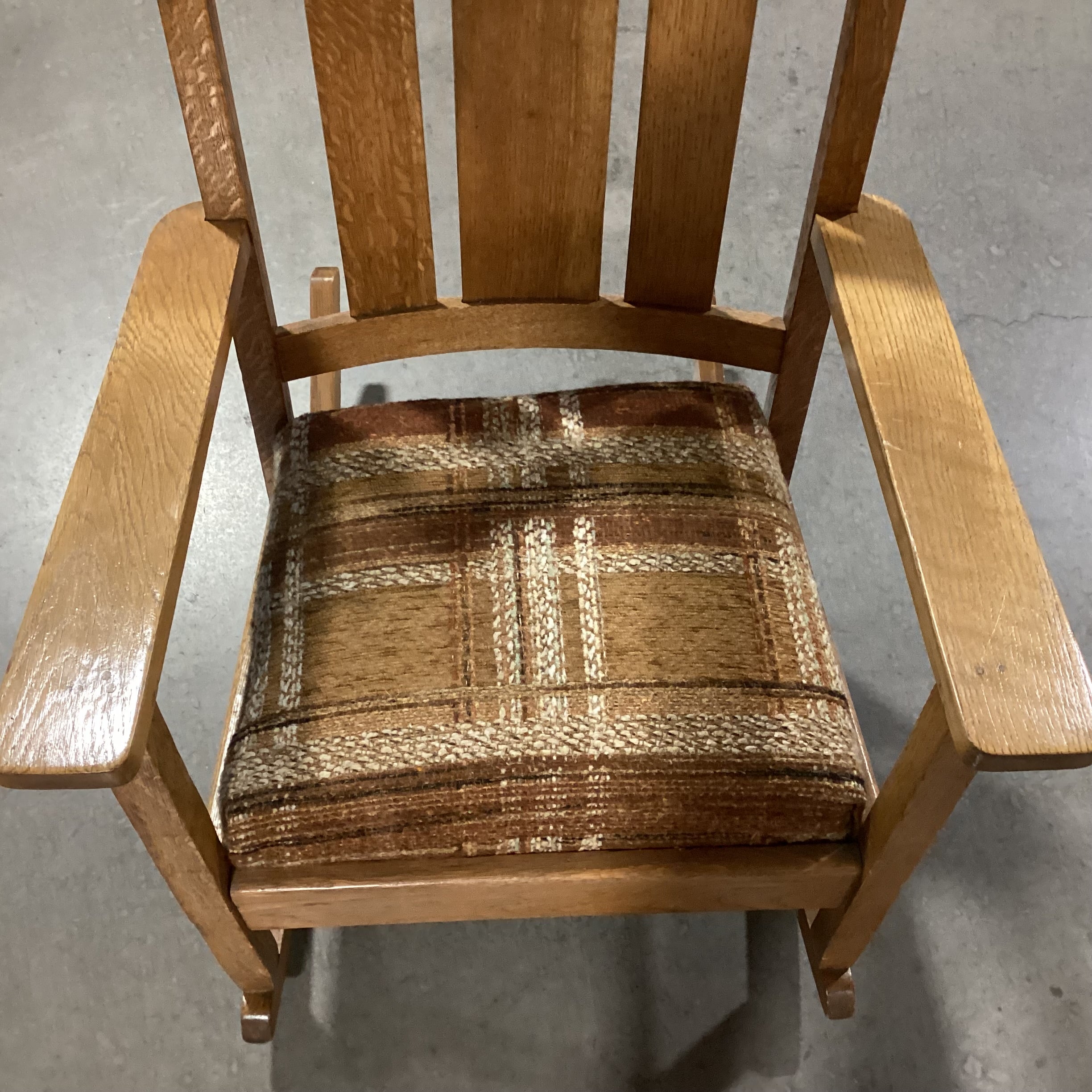 Antique Mission Style Oak Rocking Chair 26"x 32"x 35"