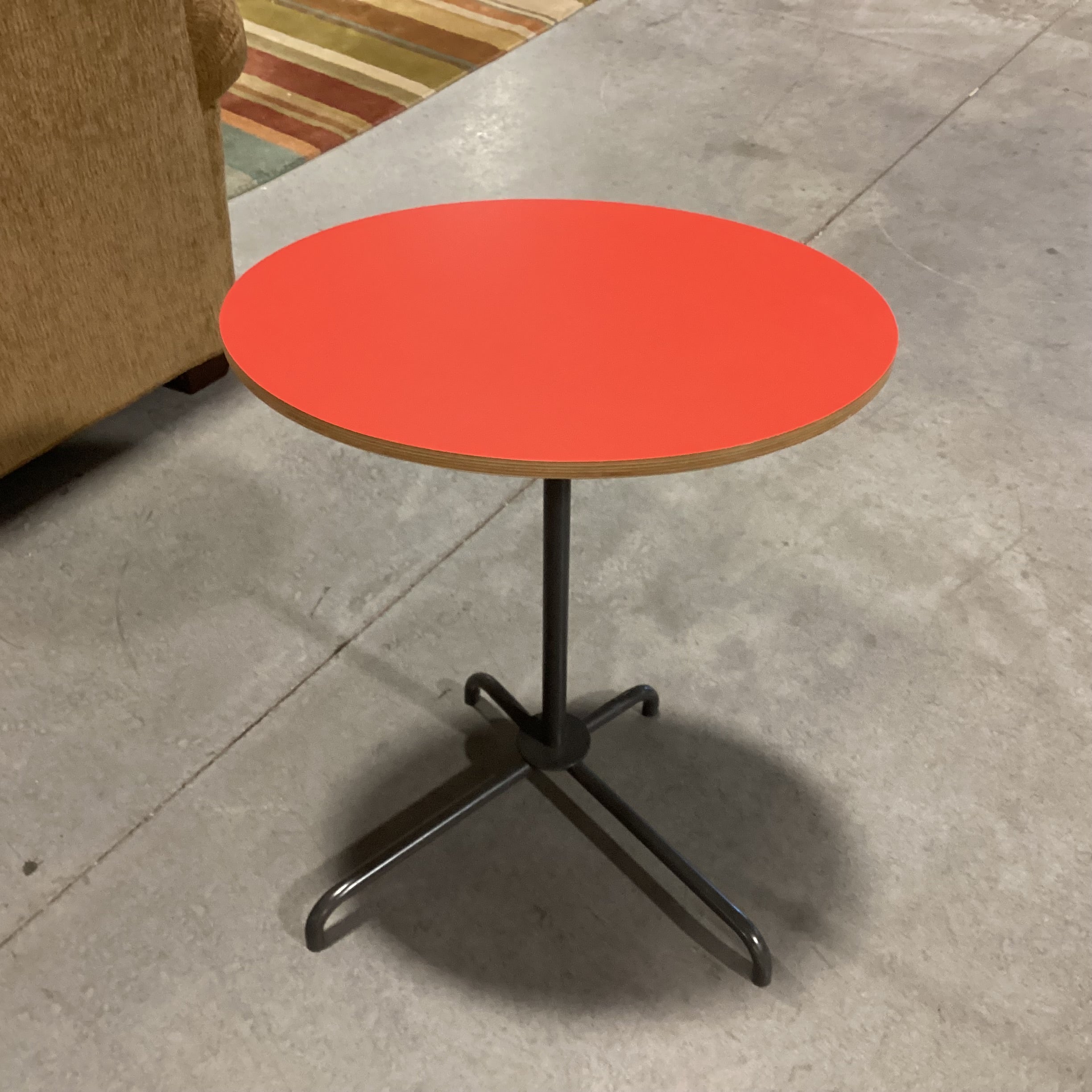 Harter Izzy Oval Red Laptop Side Table 20"x 14"x 26"