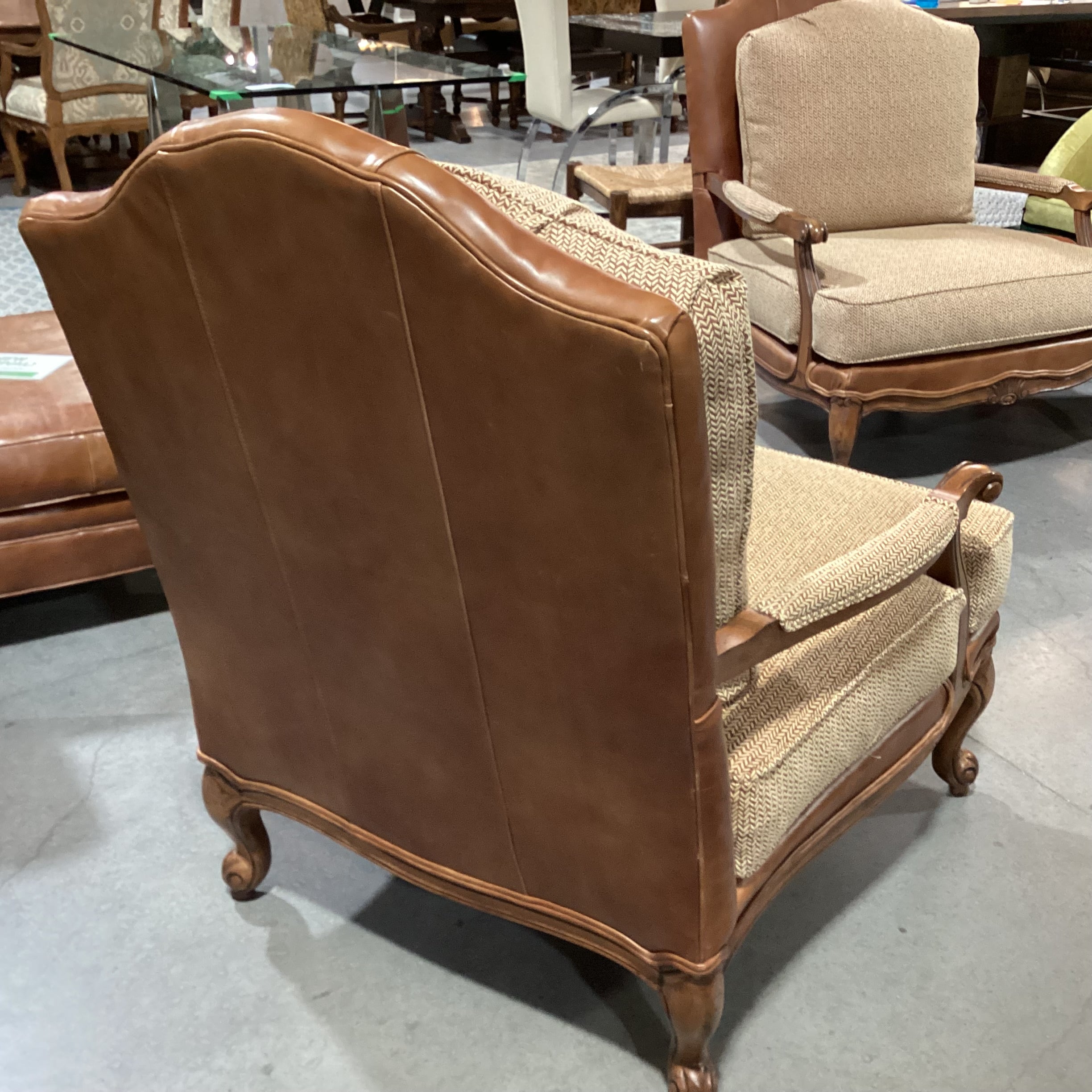 Ethan Allen Carved Wood Leather Gold & Burnt Orange Woven Bergere Chair 36"x 40"x 42"