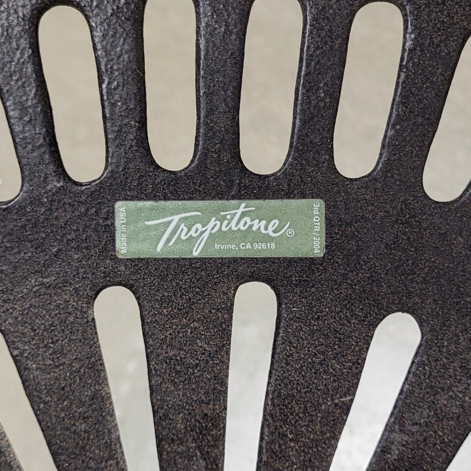 Tropitone Cast Aluminium Patio End Table 21.5" Diameter x 17"