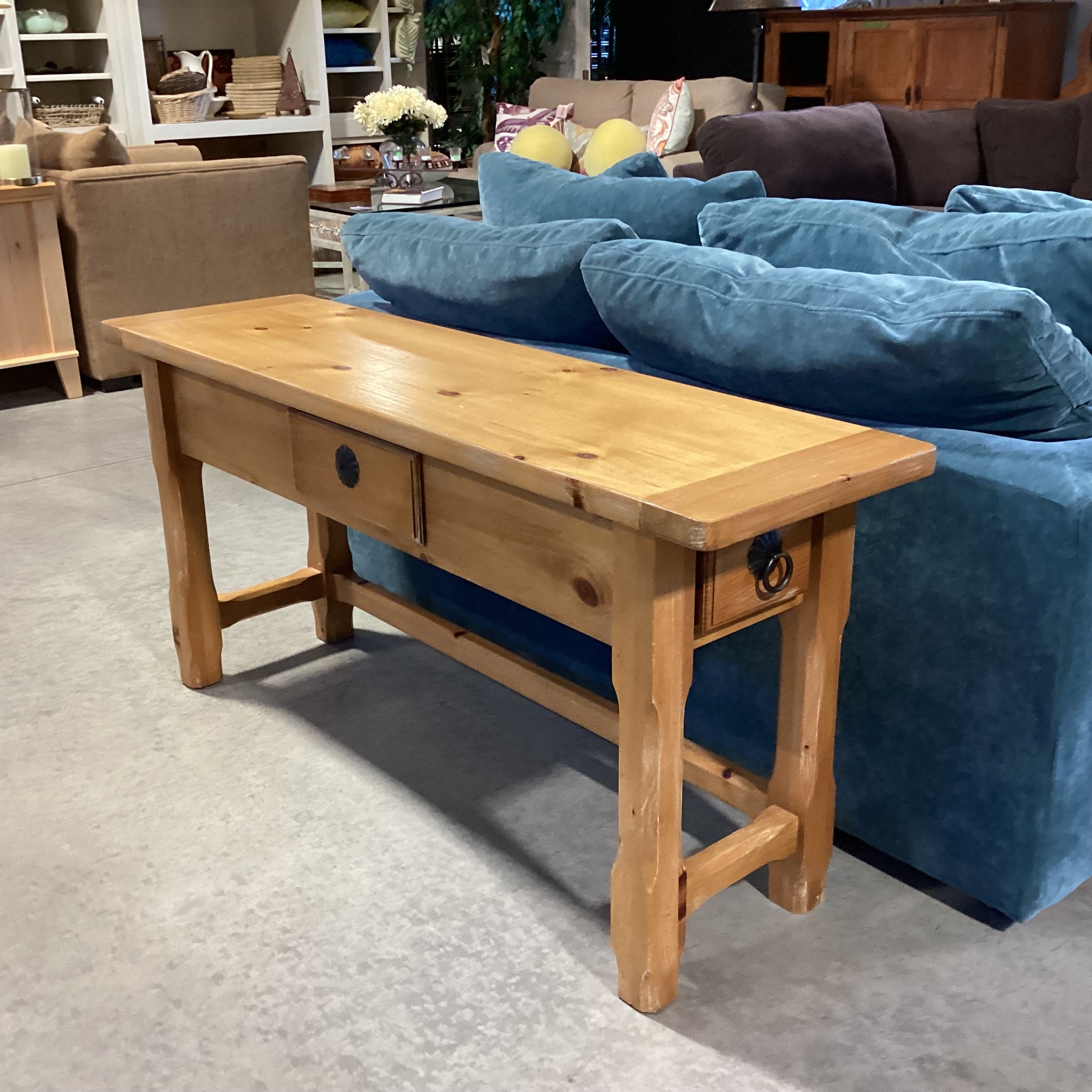 Tomlinson Furniture Rustic Distressed Pine 3 Drawer Sofa Table 60"x 17"x 28.5"