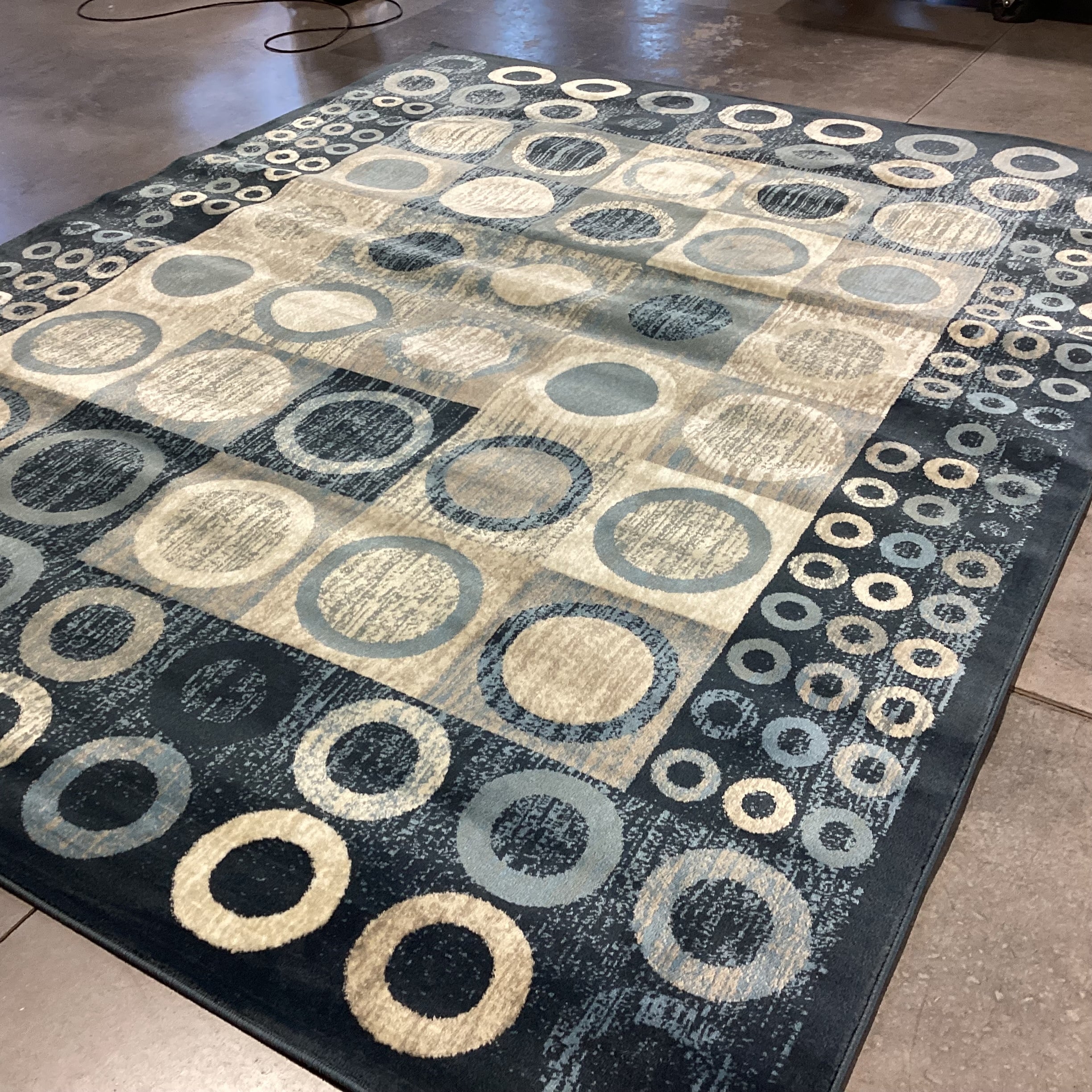 DahDoul Riverside Blue Beige Circle Design Poly Rug 8'x 10'
