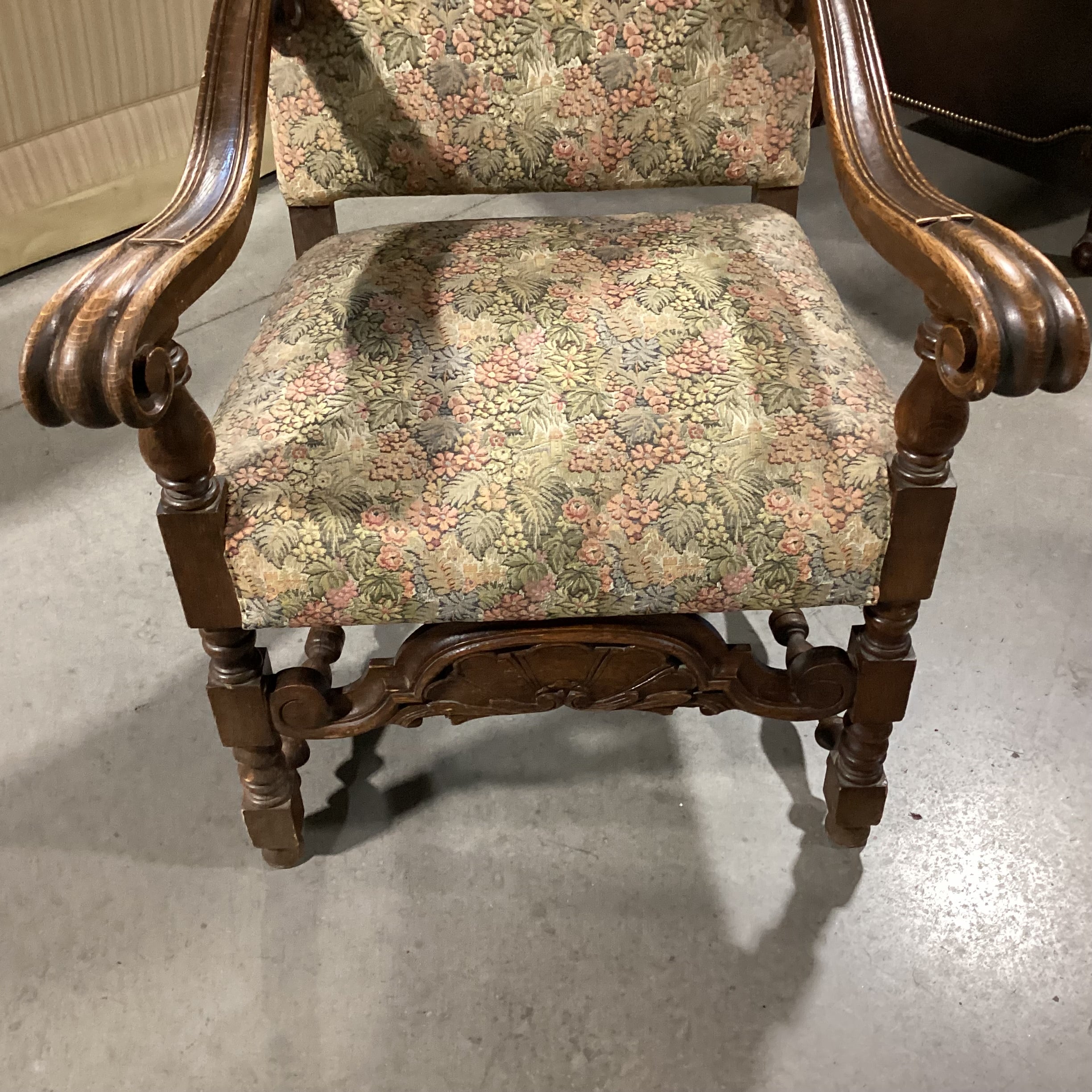 Antique Ornate Carved Oak & Sage Pink Floral Upholstered Chair 30"x 28"x 49"