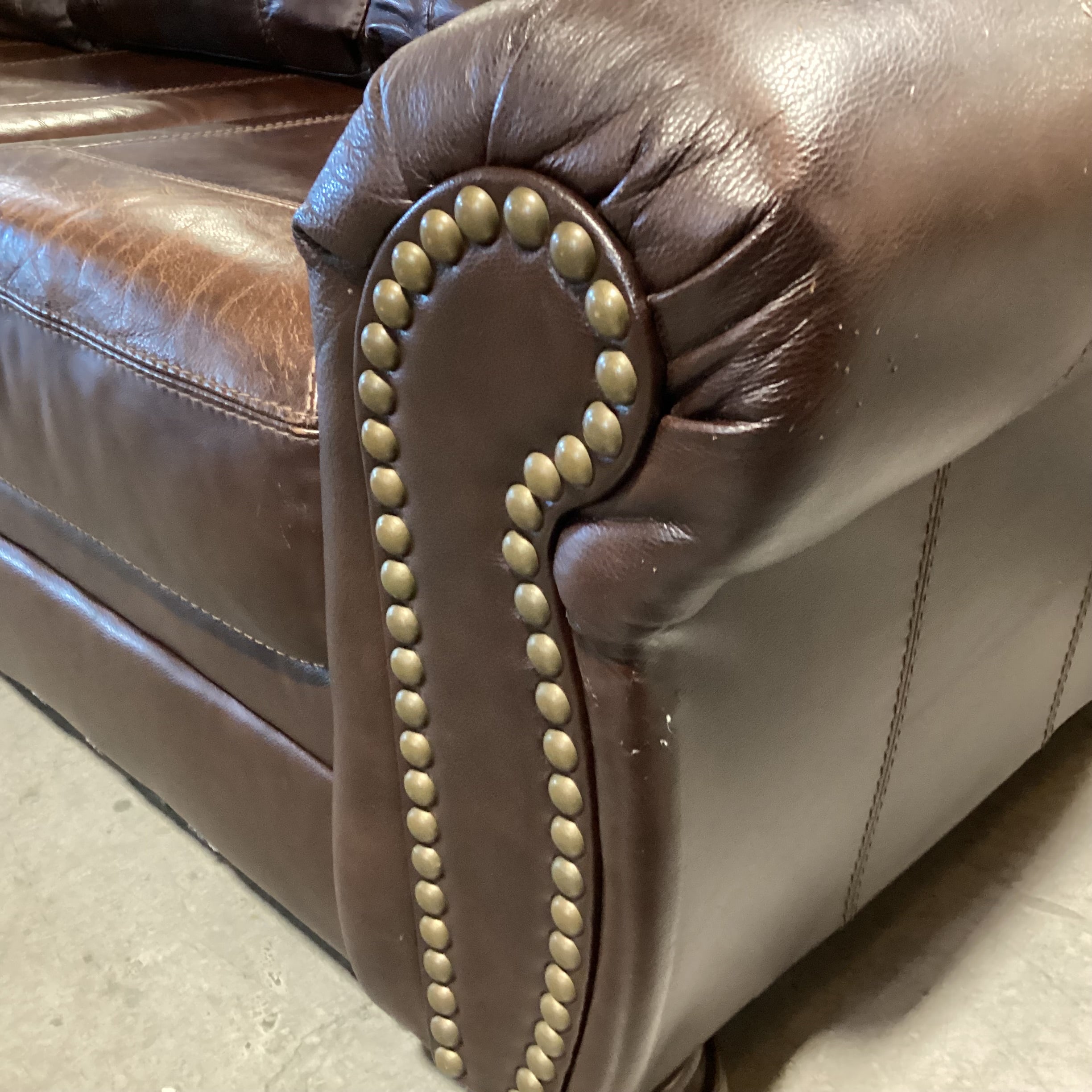 Ashley Furniture Dark Brown Leather Nailhead Roll Arm Sofa 99"x 41"x 38"
