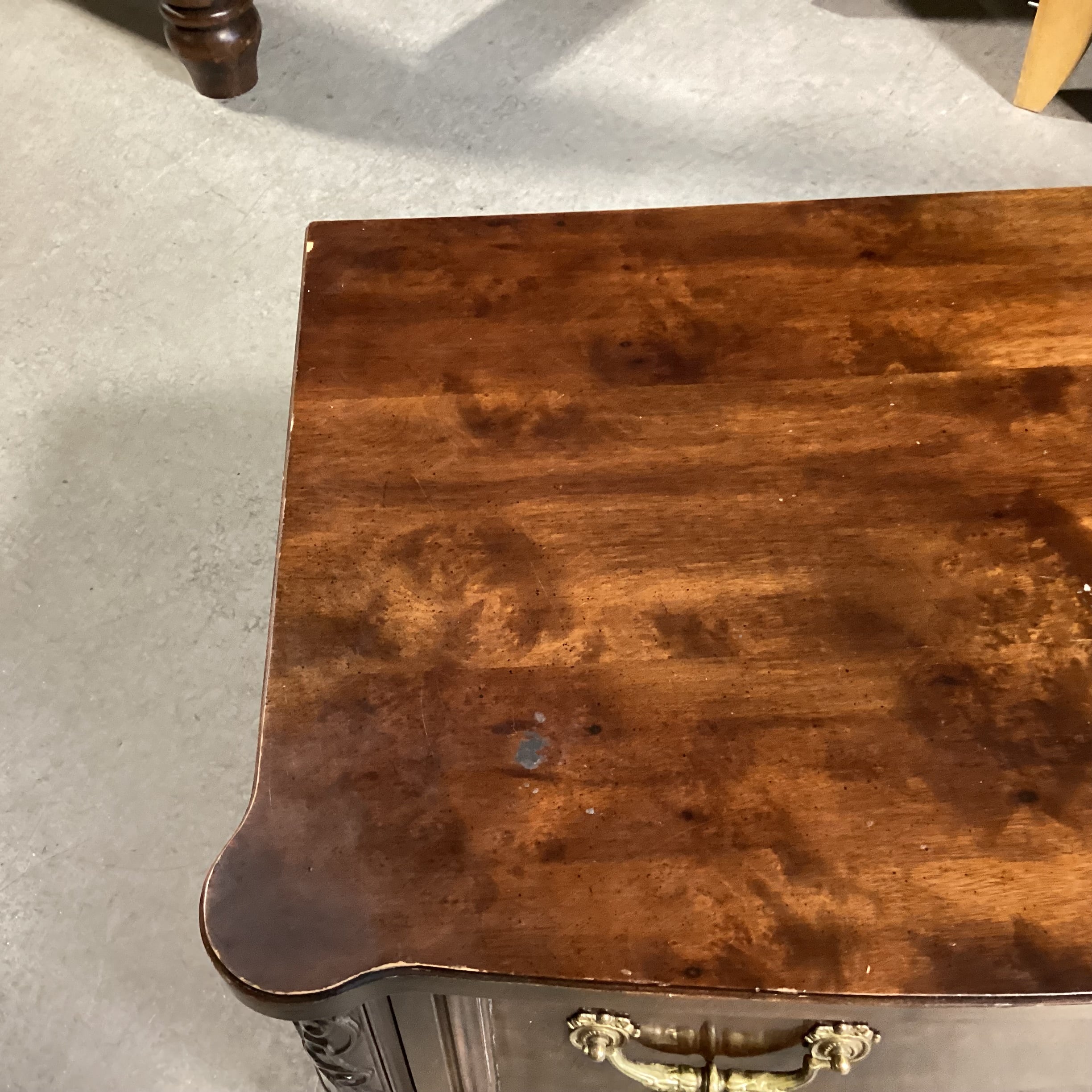 Henredon Burl Veneer & Wood with Brass Pulls 3 Drawer Nightstand 28"x 18"x 25"