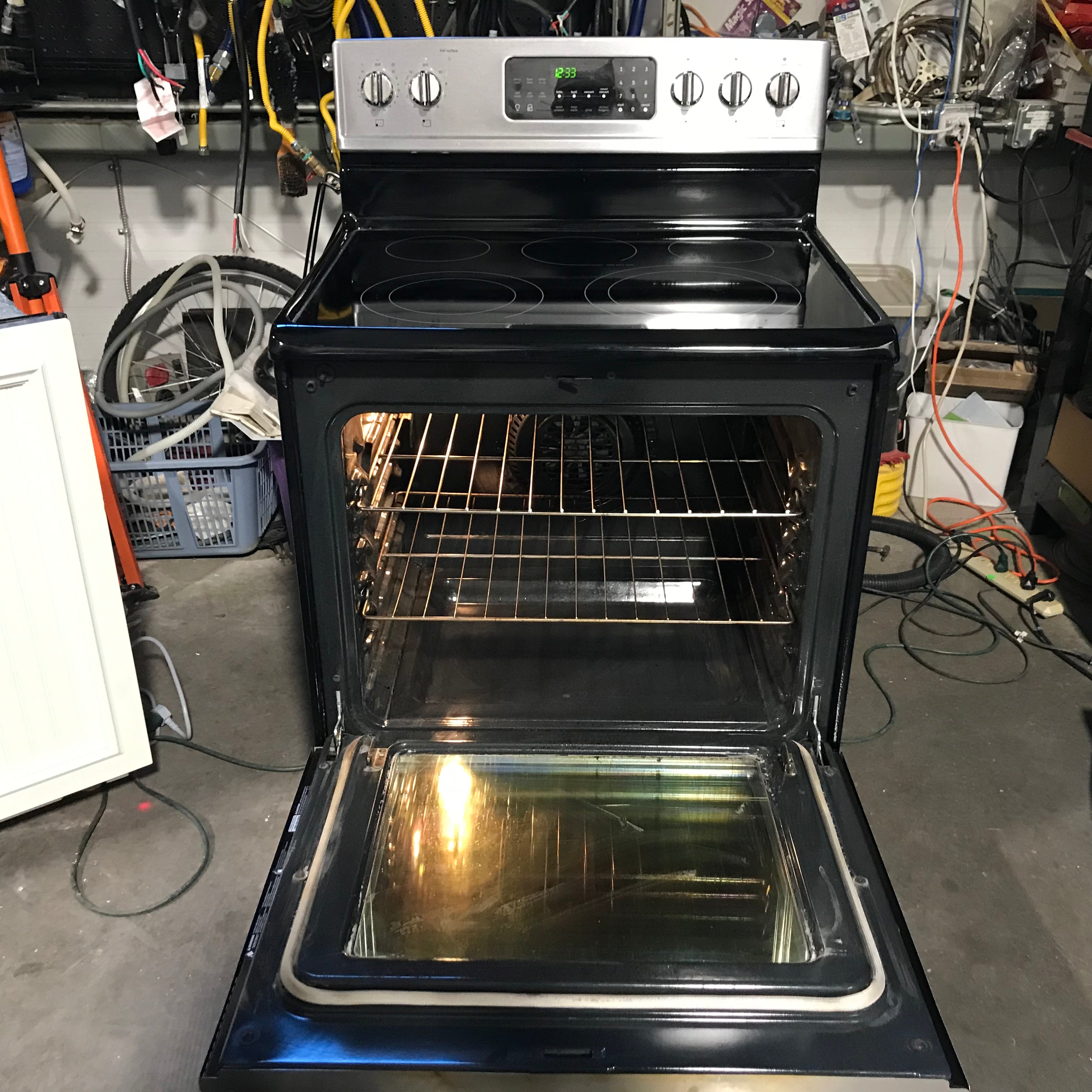 Frigidaire 30" Stainless Steel, 5 Burner Glass-Top Electric Range 30"x 26"x 47"