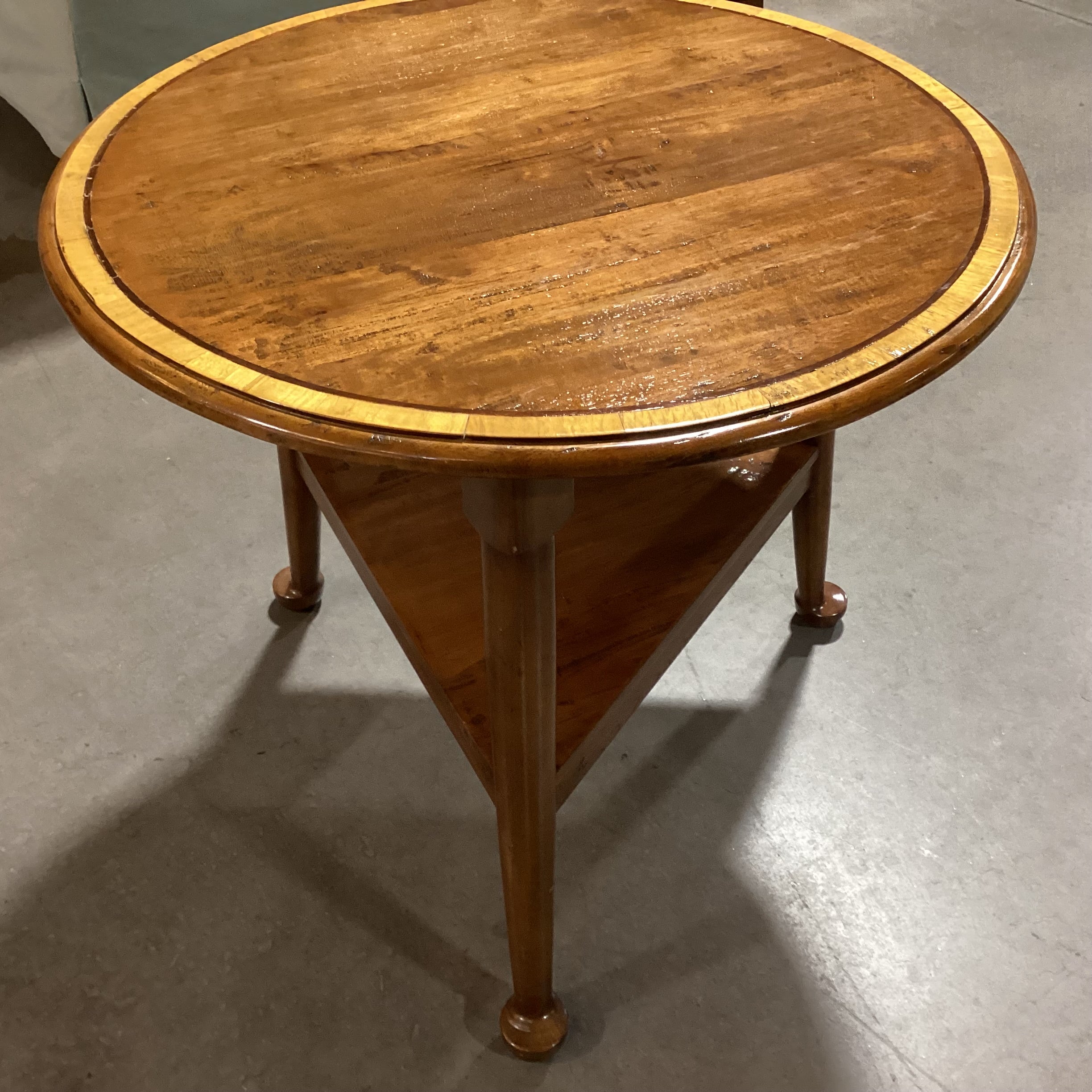 Essex Pad Foot With Shelf Cricket Accent Table 30" diameter x 27"