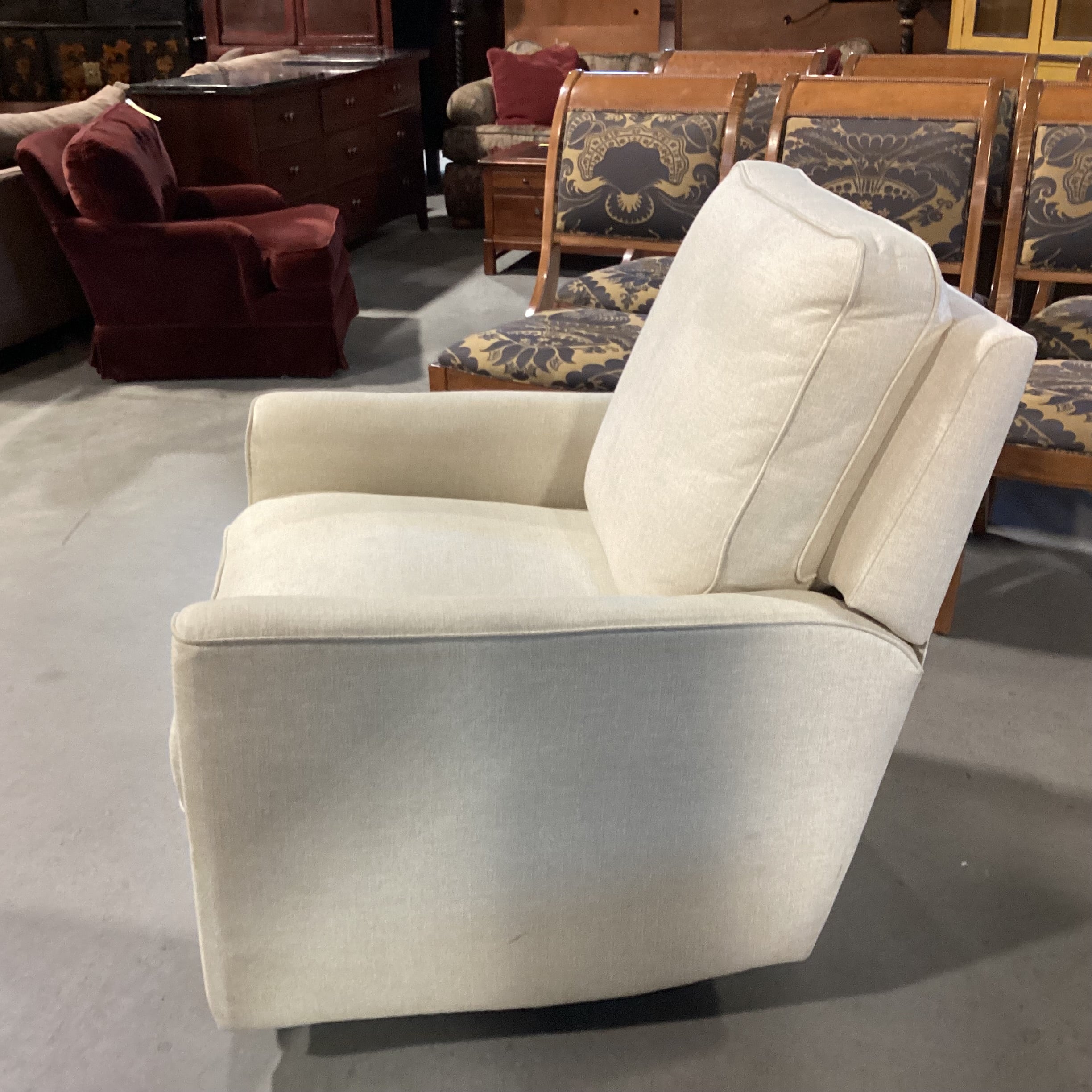Cream Woven Swivel Recliner Chair 32"x 33" to 62"x 39"