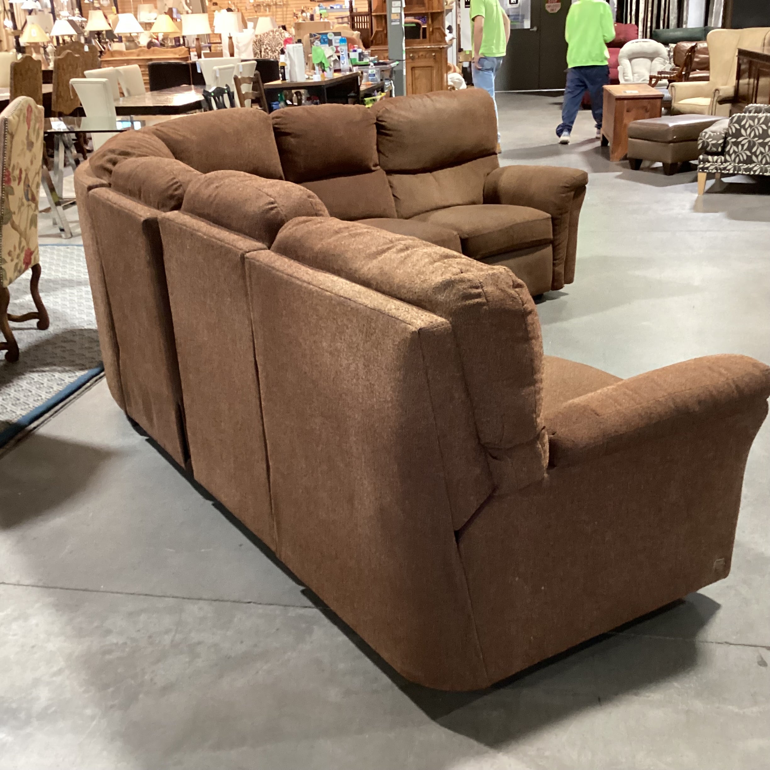 Elway by Bassett Brown Woven 6 Piece with 2 End Recliners Sectional 118"x 100"x 37"x 40"